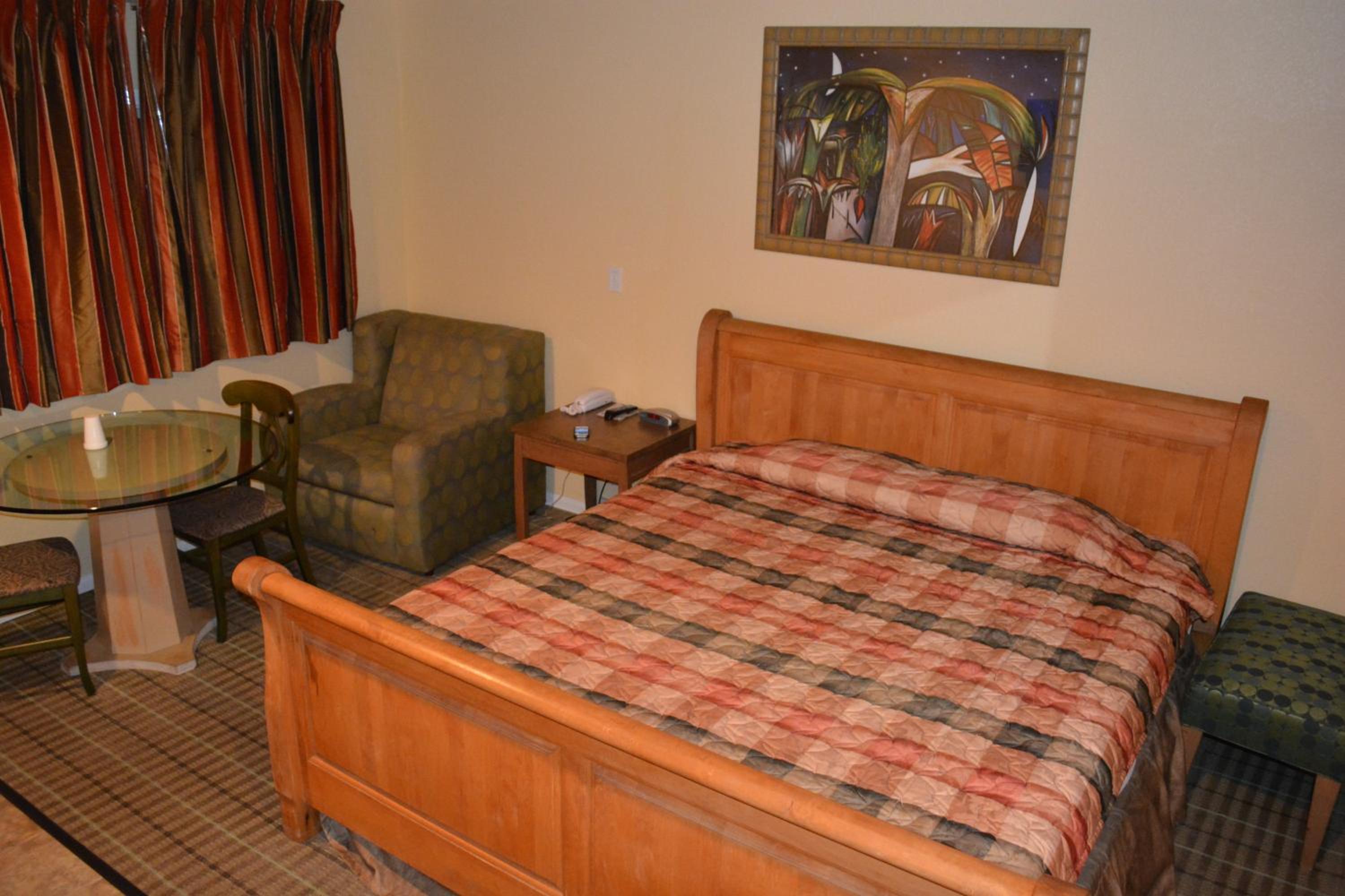 Ventura Vacations - Bayshore Inn Ventura - Property Image 13