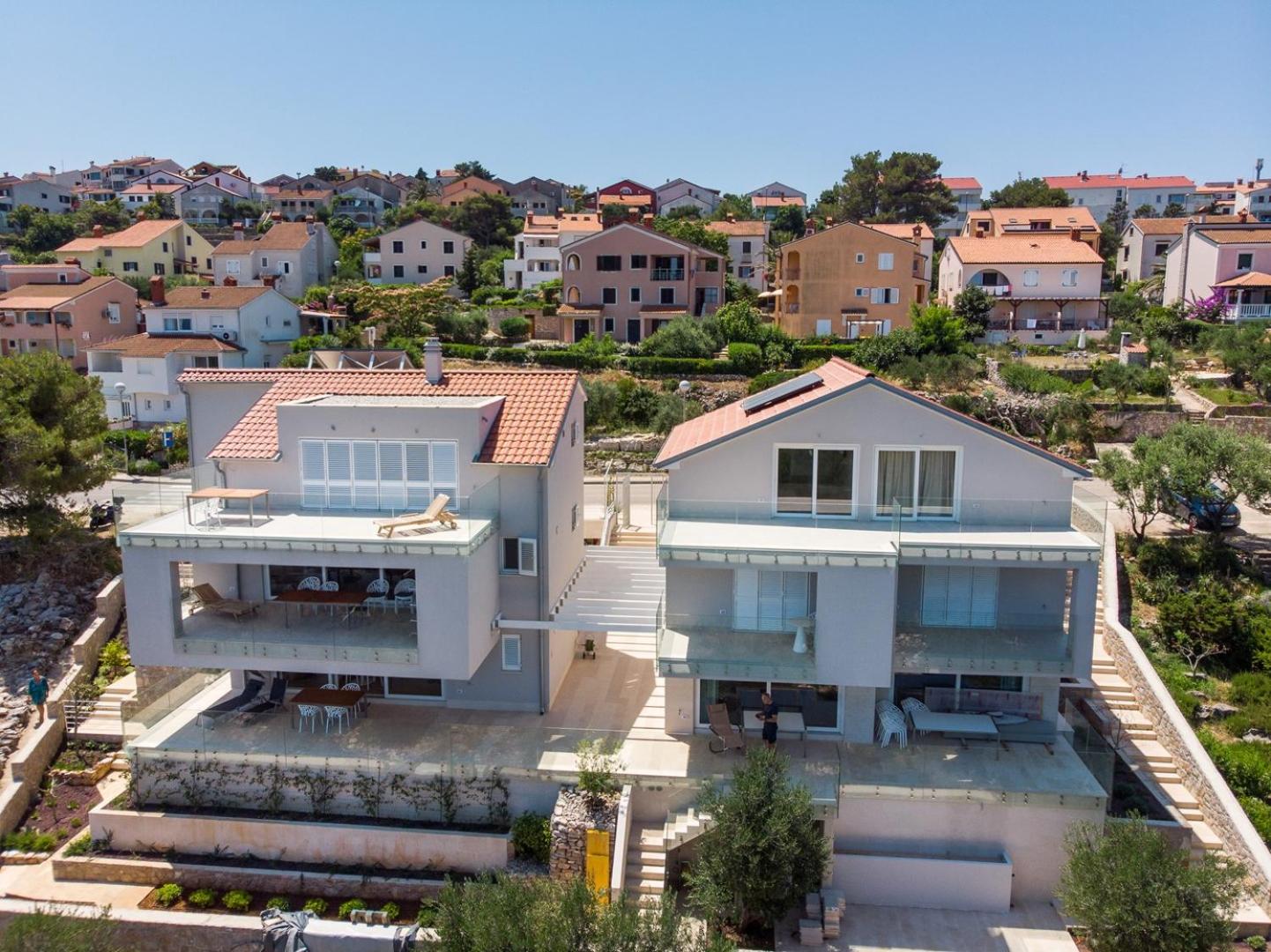 Penthouse Design & Beach Ferienwohnung direkt am Meer mit unverbautem Blick über die Adria