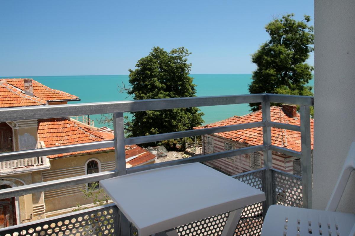 Hotel Mida