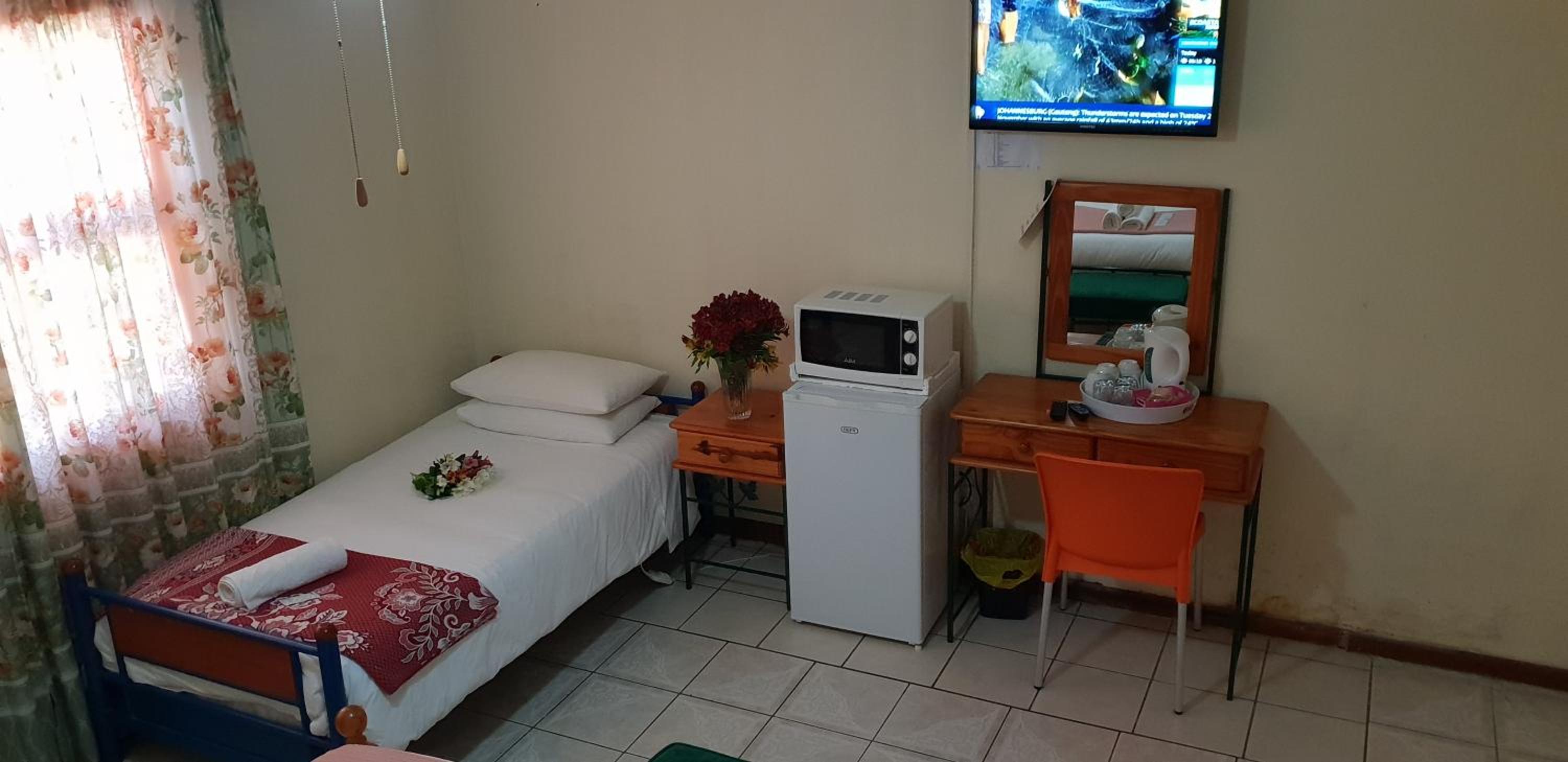 Ebenezer Guesthouse Bluewater Bay