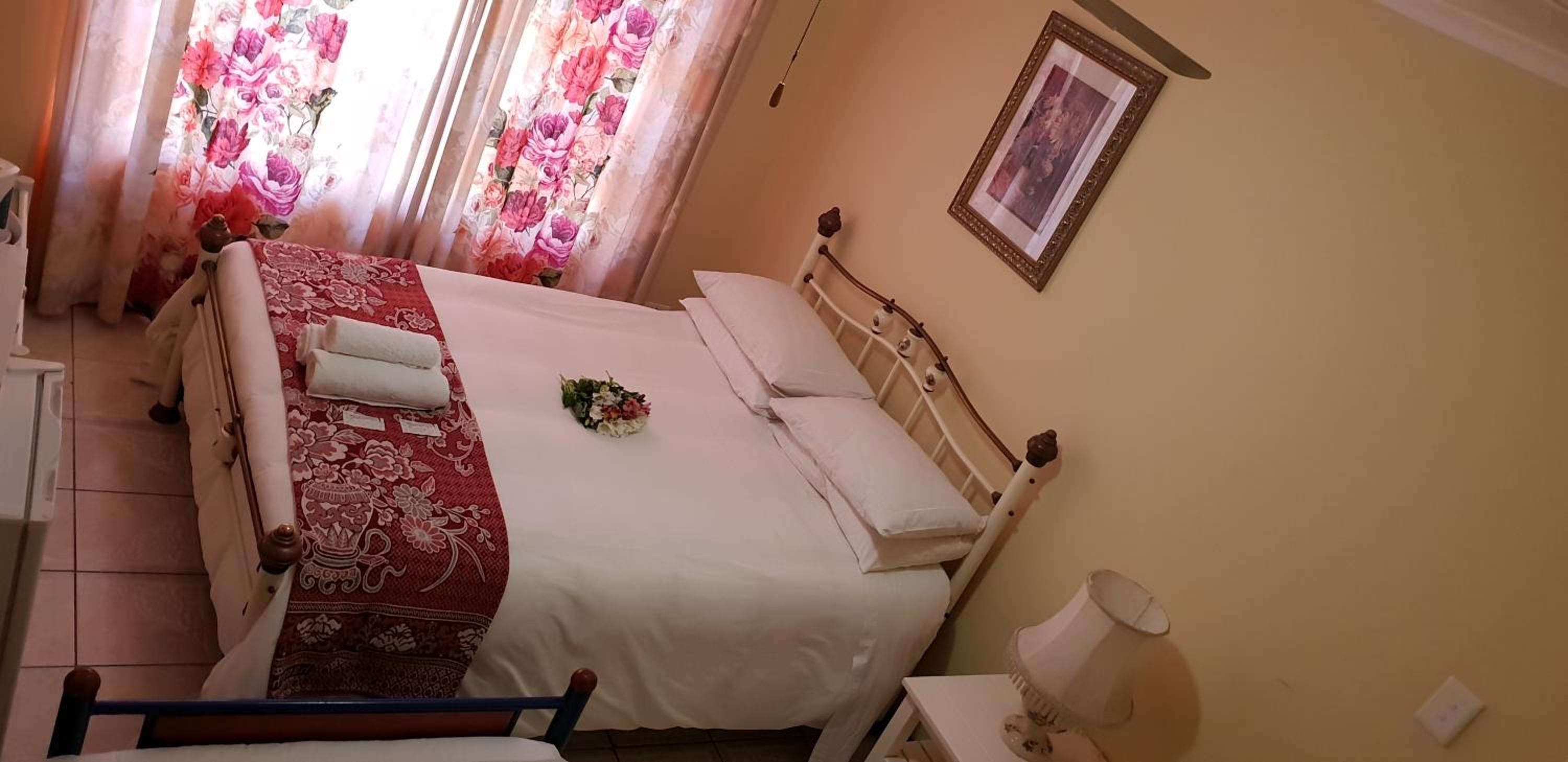 Ebenezer Guesthouse Bluewater Bay