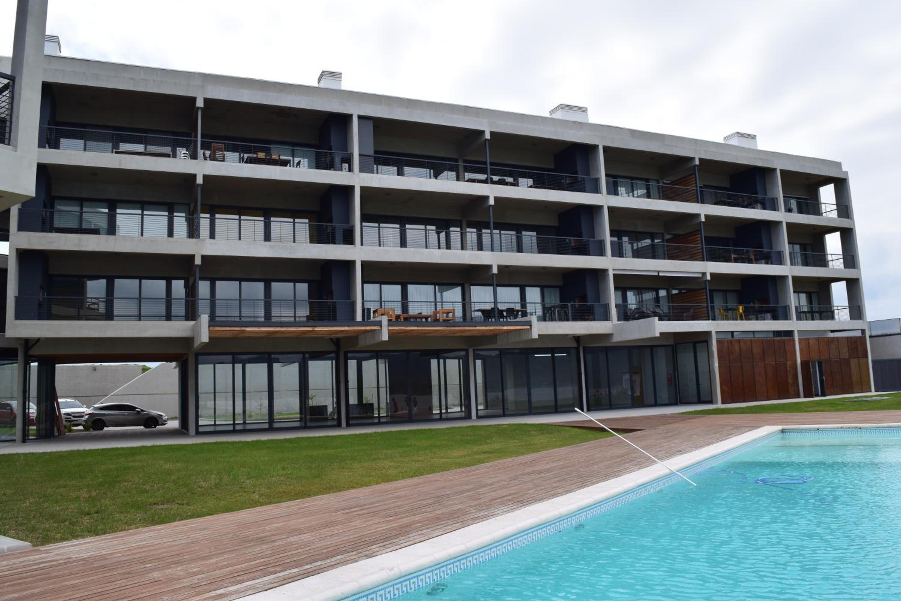 Puerto del Águila Departamentos sobre el Lago - The View Luxury Aparts