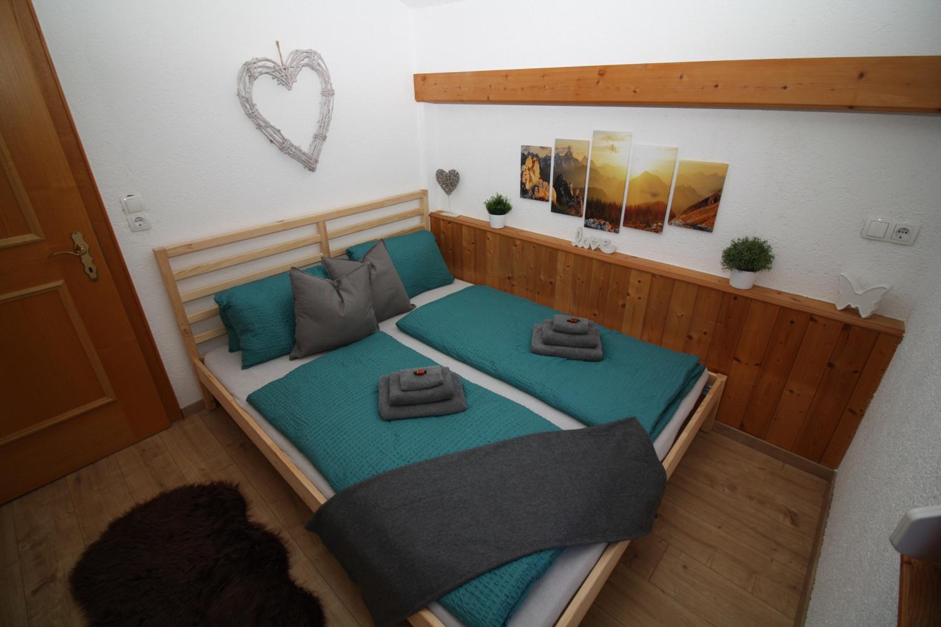 Haus Tisch