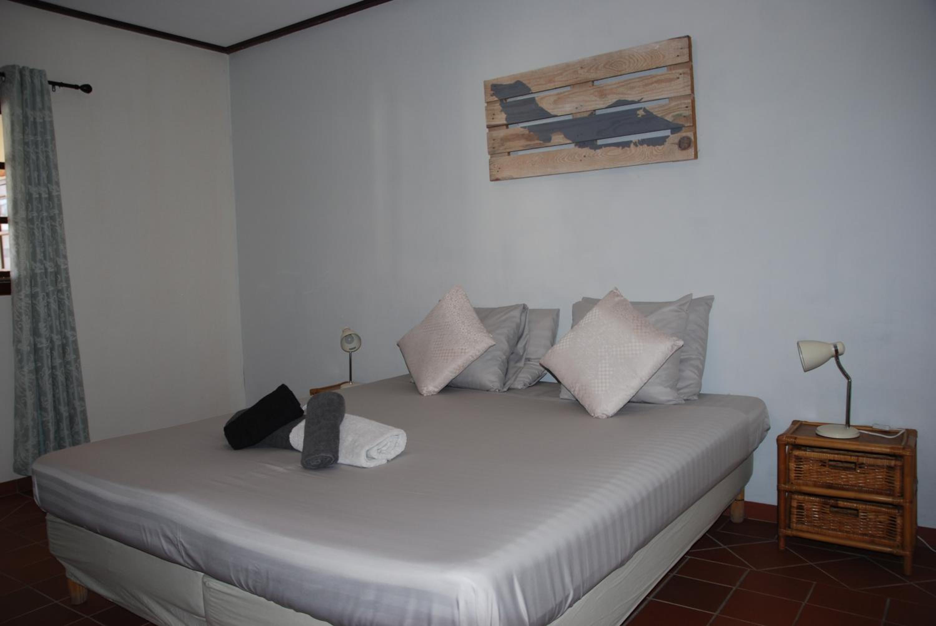 Mirador Apartments