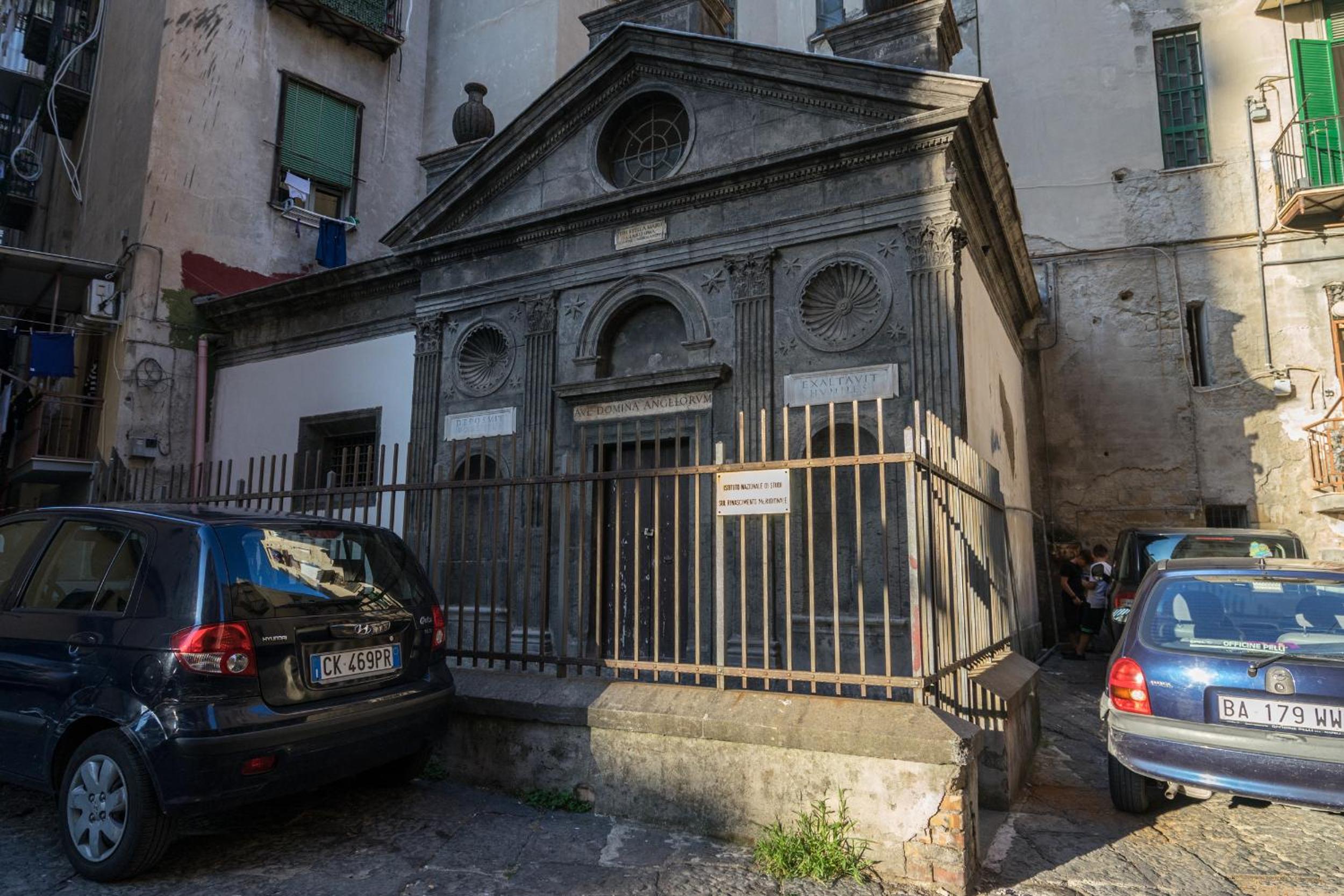 DonnaRé Casavacanza - Historic Center of Naples