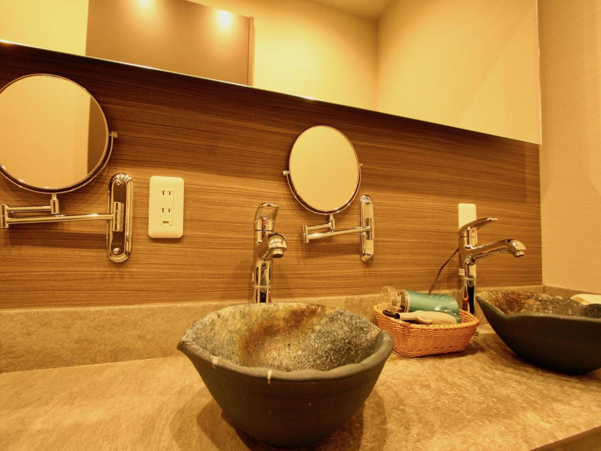 Namba Guesthouse HIVE