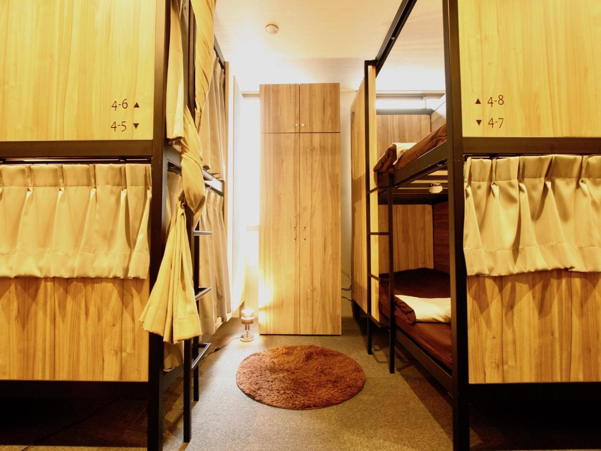 Namba Guesthouse HIVE