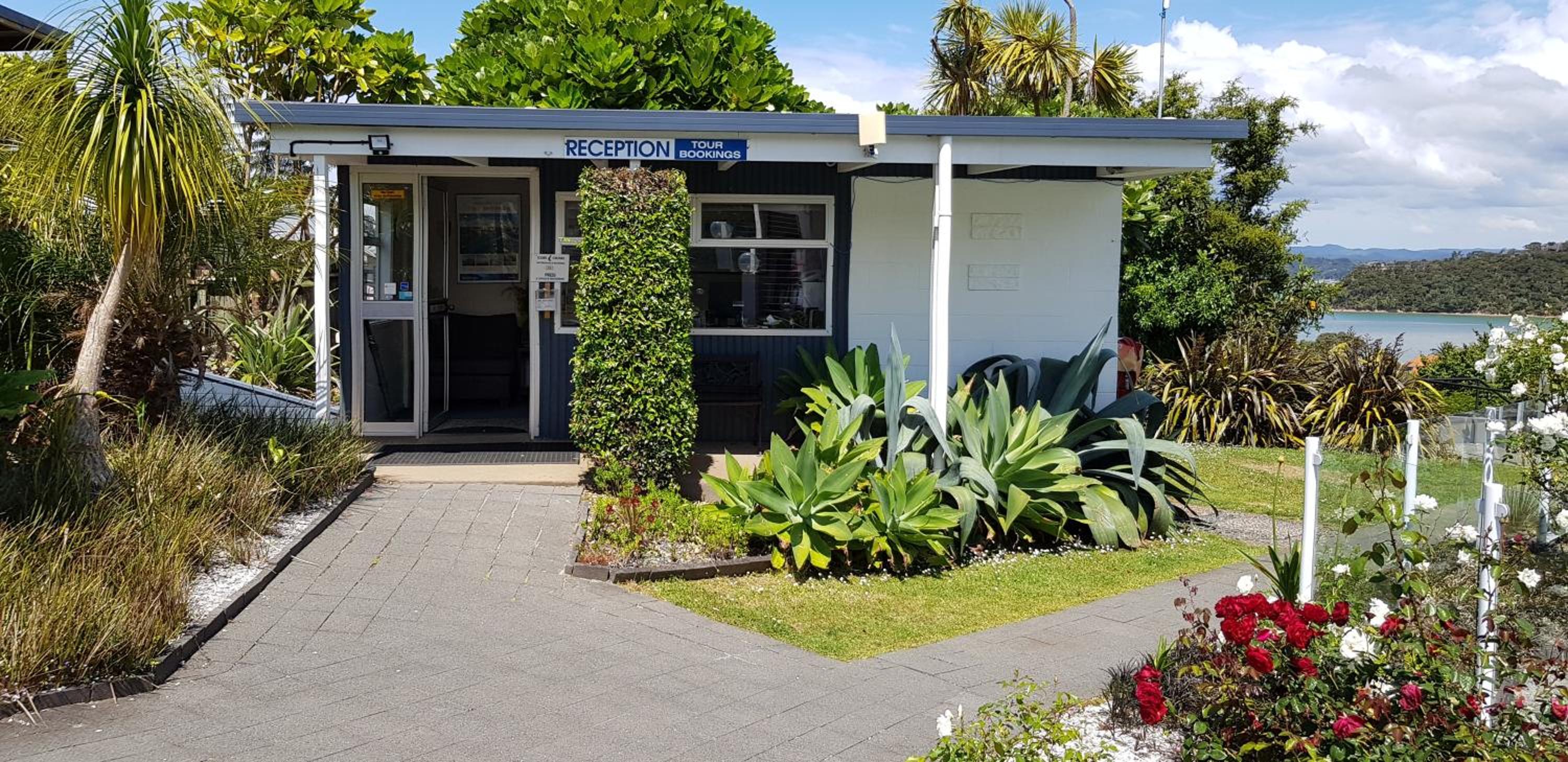Aloha Seaview Resort Motel