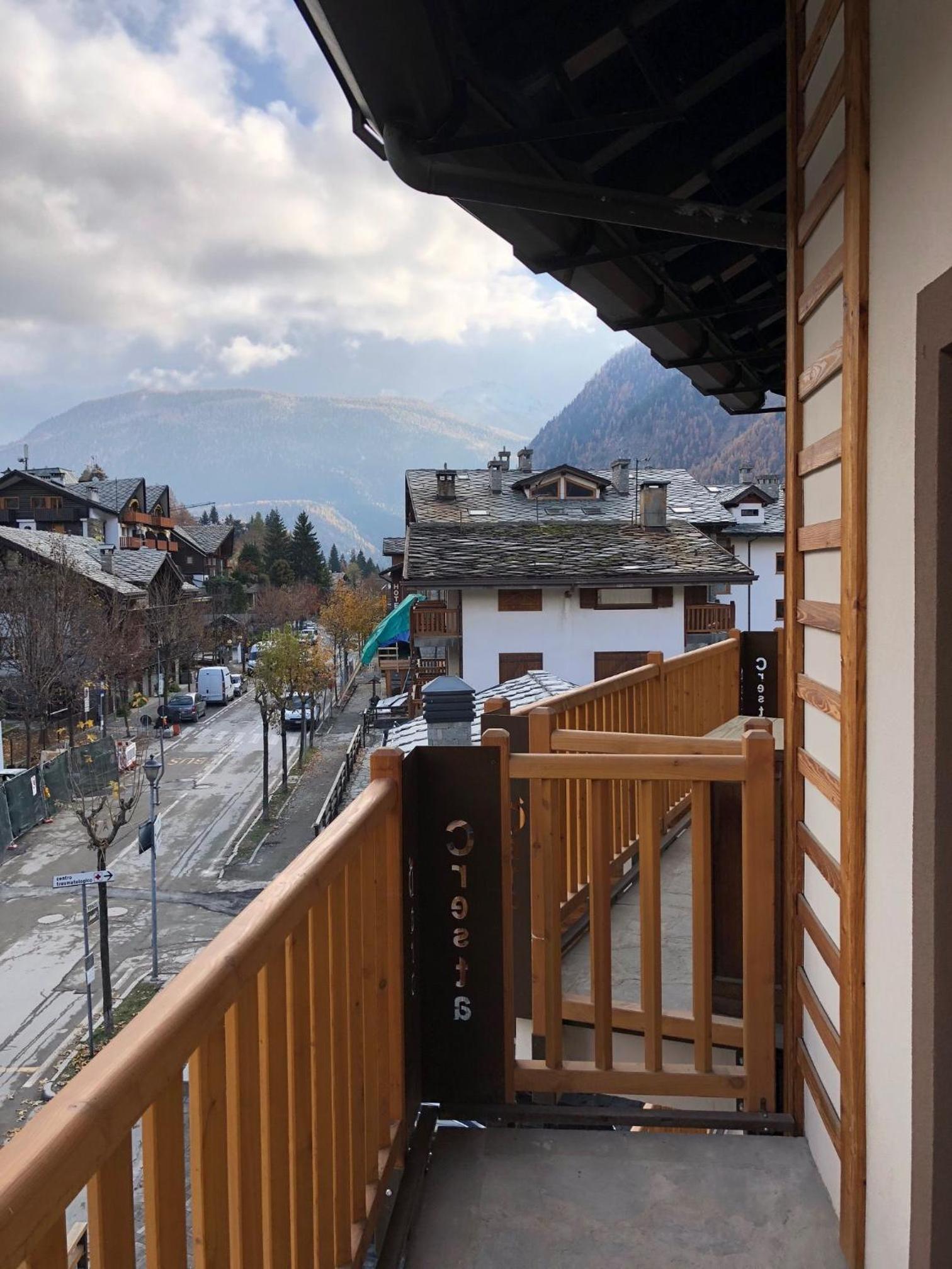 PETITE MAISON a 50 passi dalla funivia !!! view 4