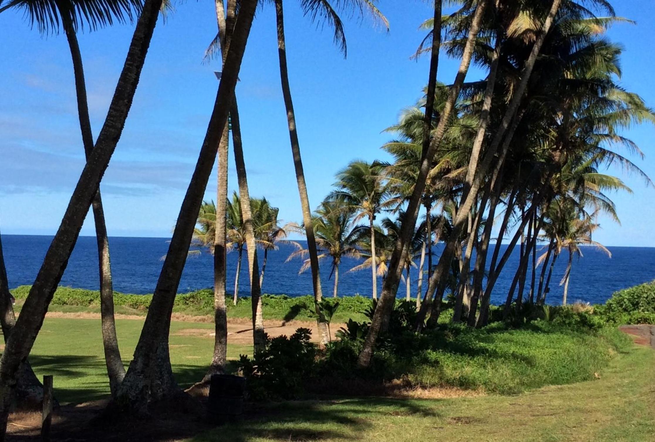 Mediteranean style Ohana Rental / Loft & Sundeck panoramic OCEAN VIEW view 4