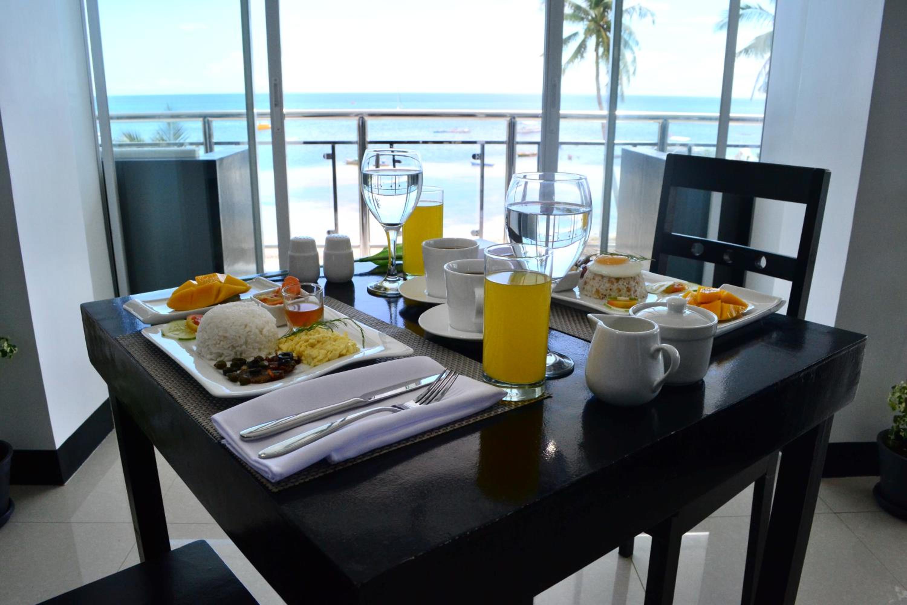 Bohol South Beach Hotel