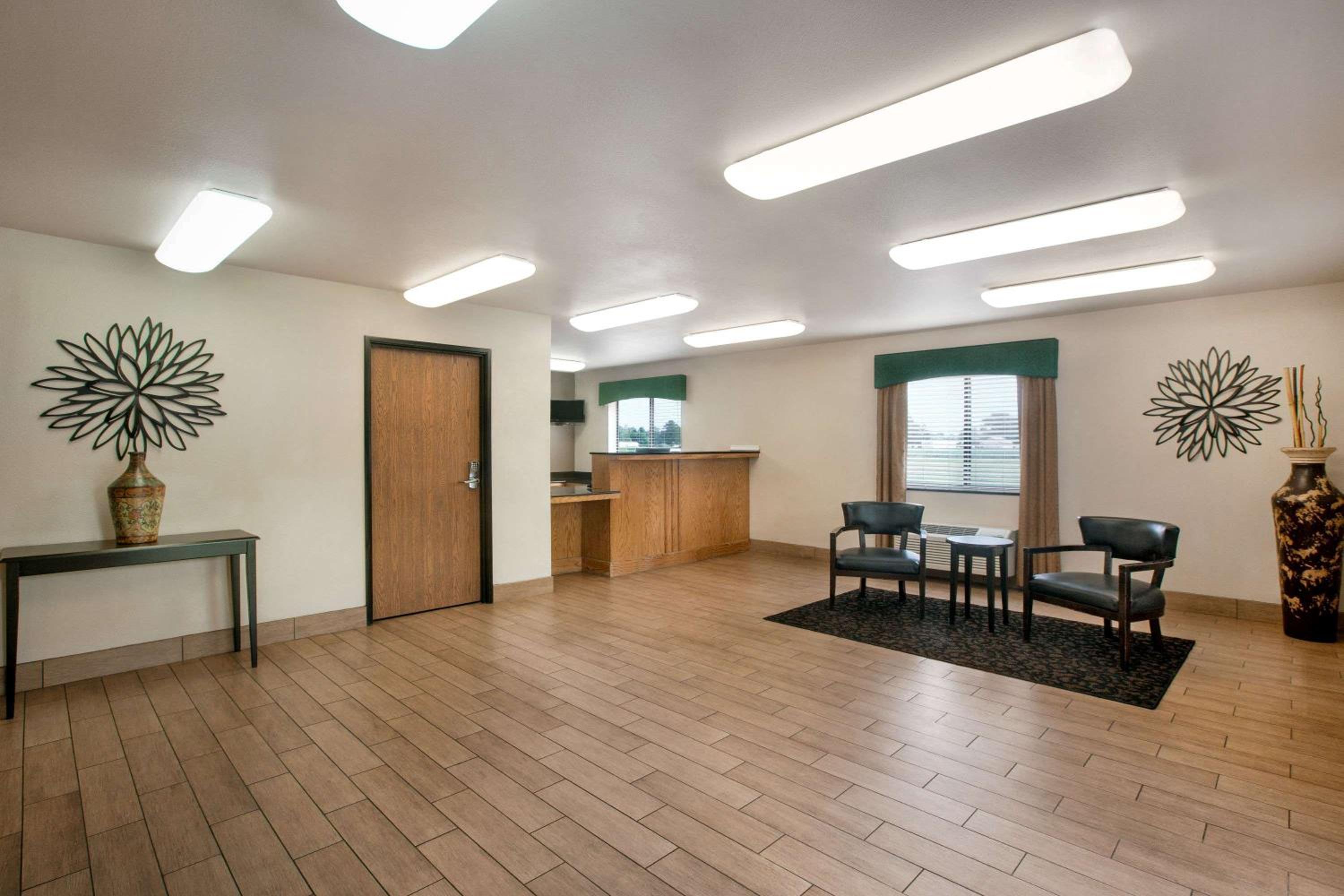 Travelodge by Wyndham Livonia, Foto 24