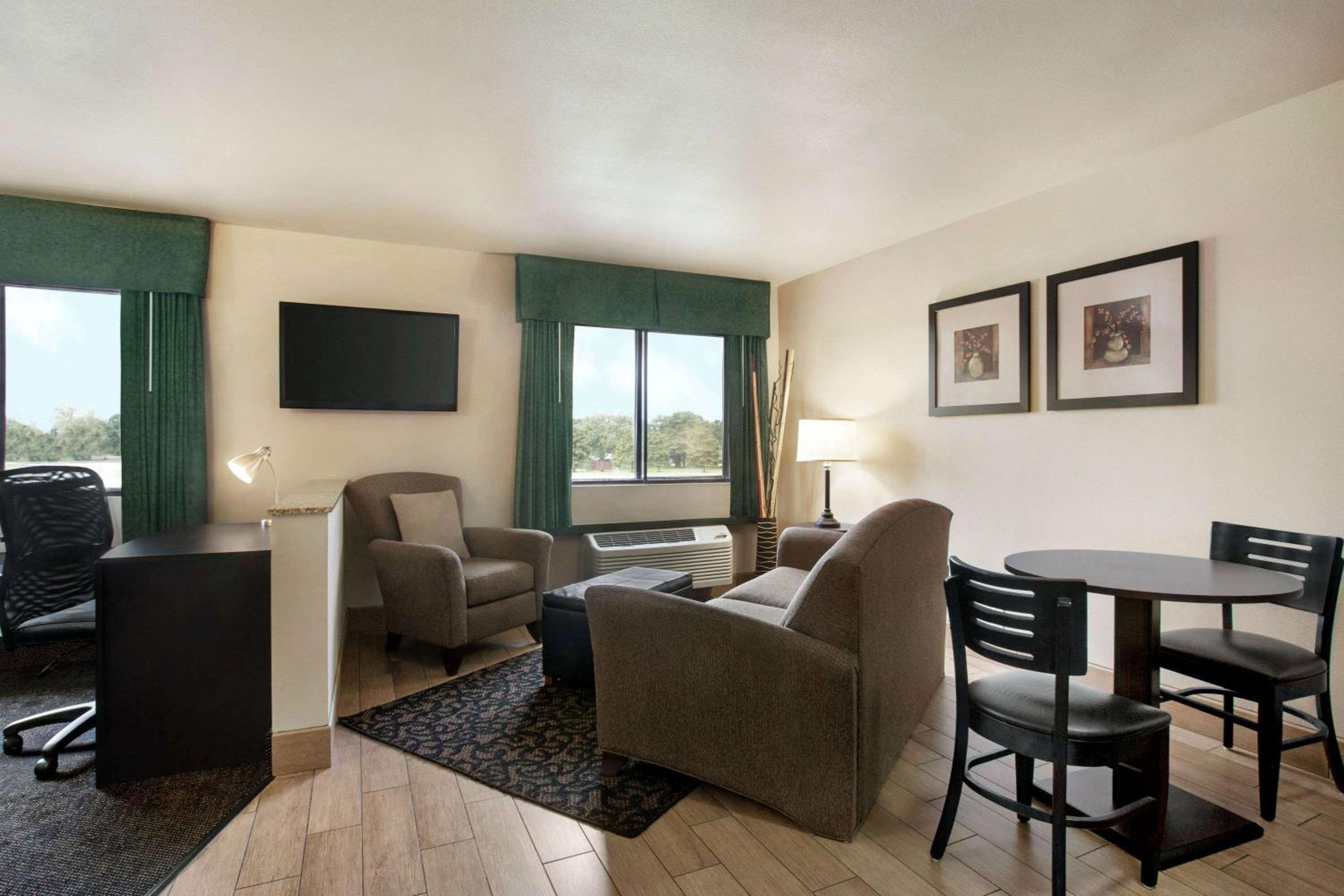 Travelodge by Wyndham Livonia, Foto 16