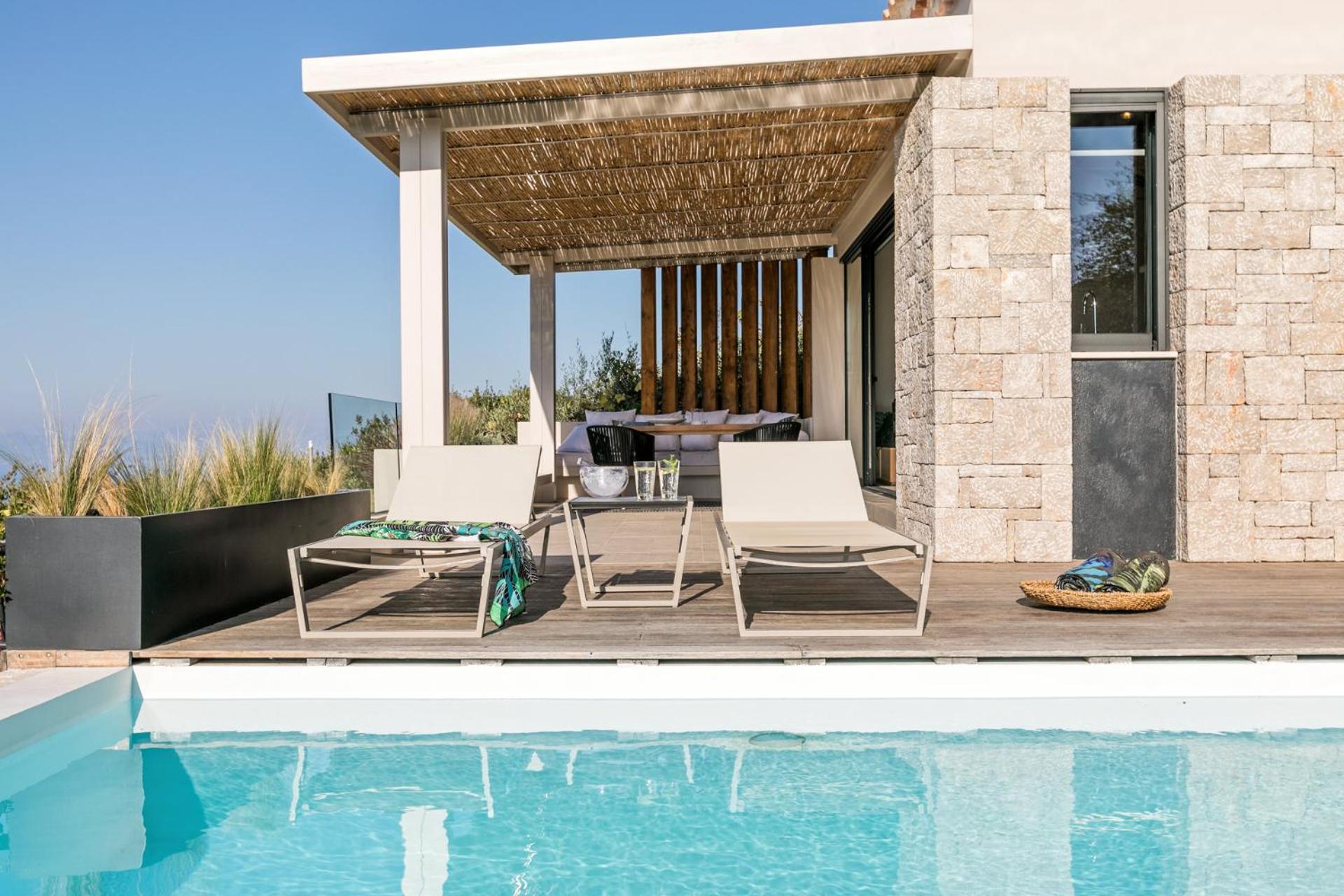Artblue Villas