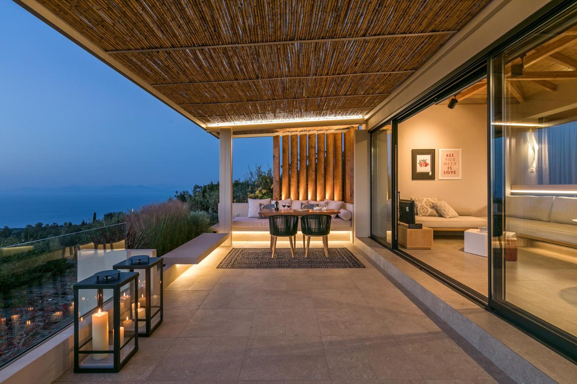 Artblue Villas