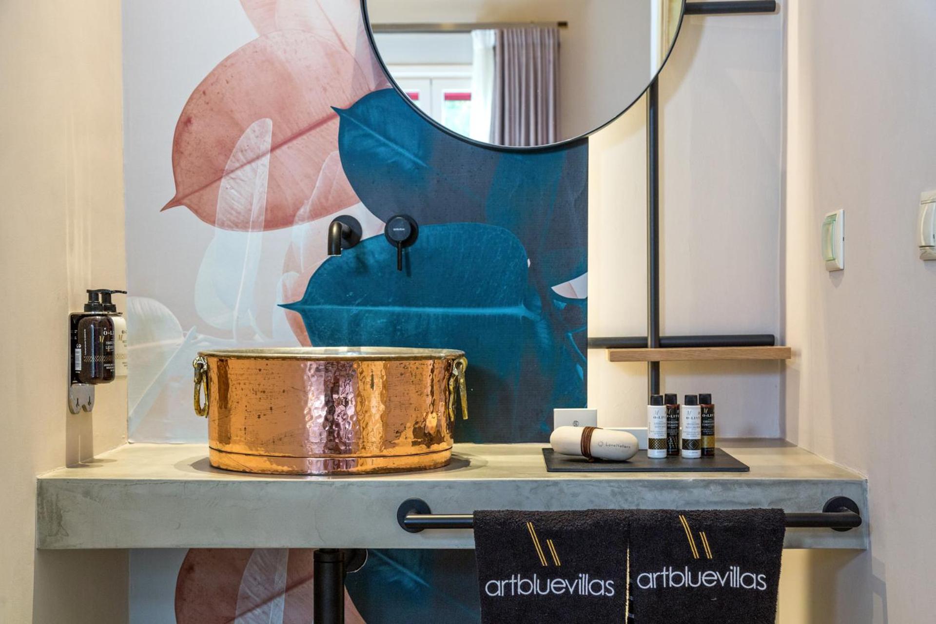 Artblue Villas