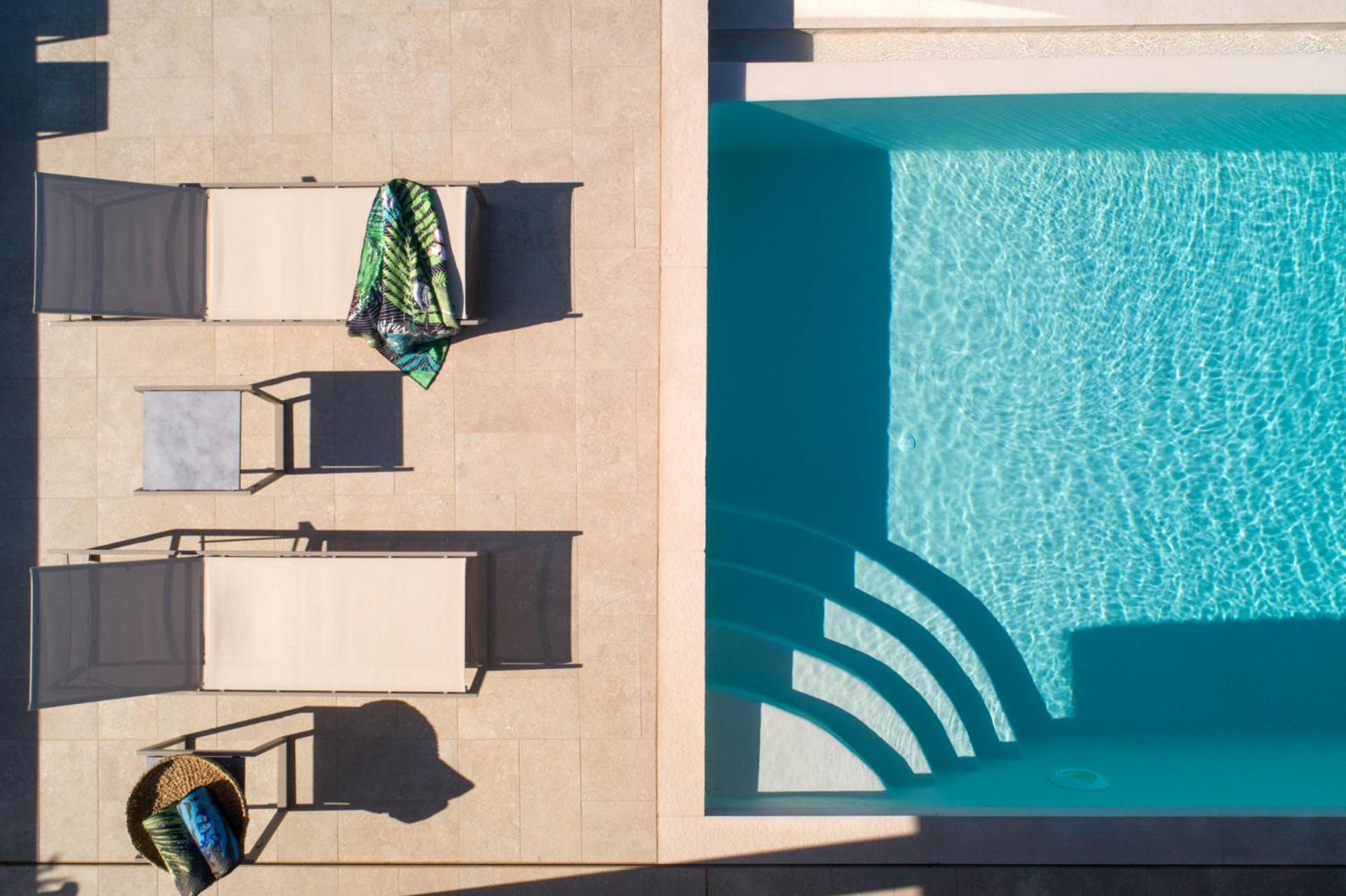 Artblue Villas