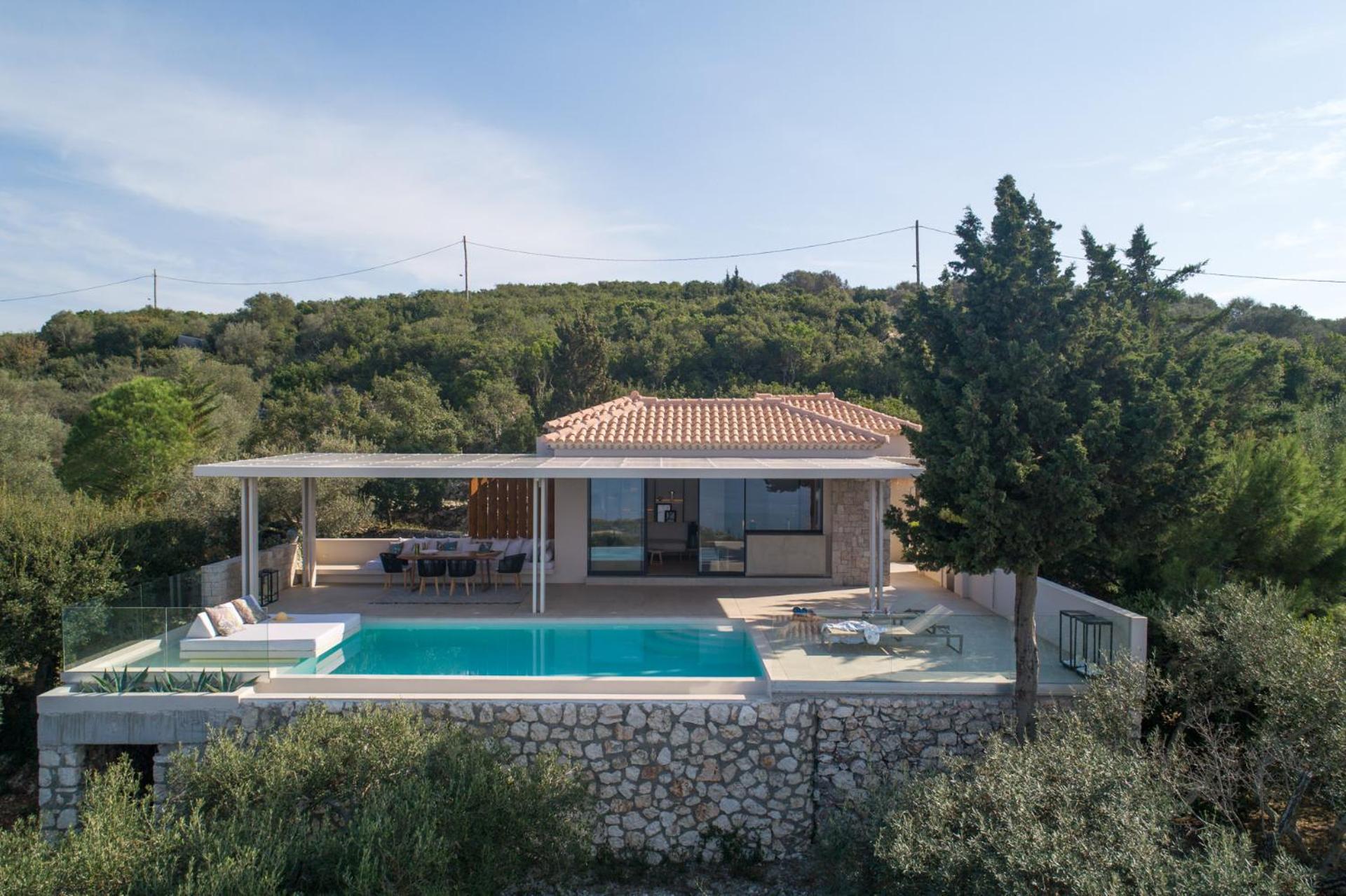 Artblue Villas