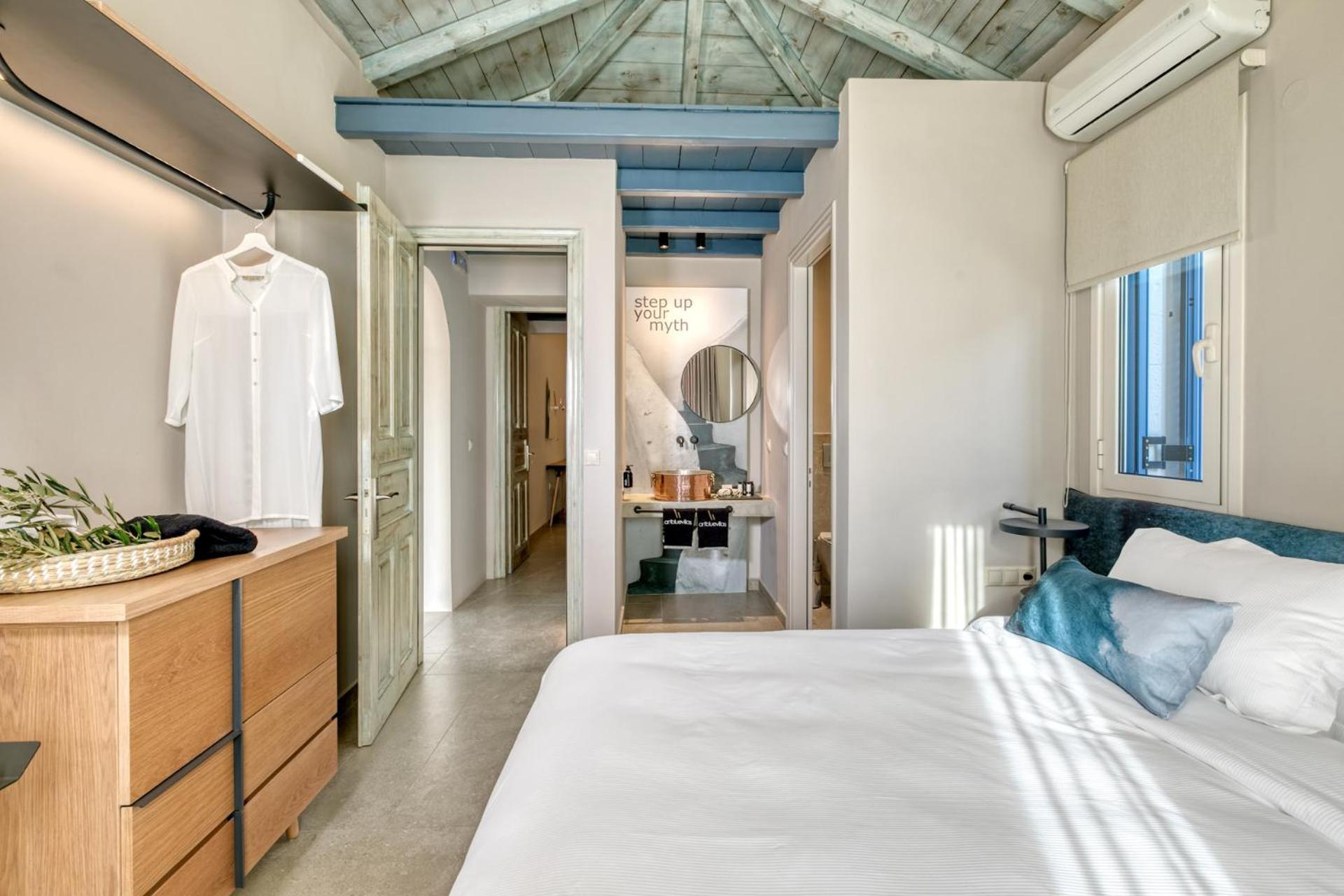 Artblue Villas