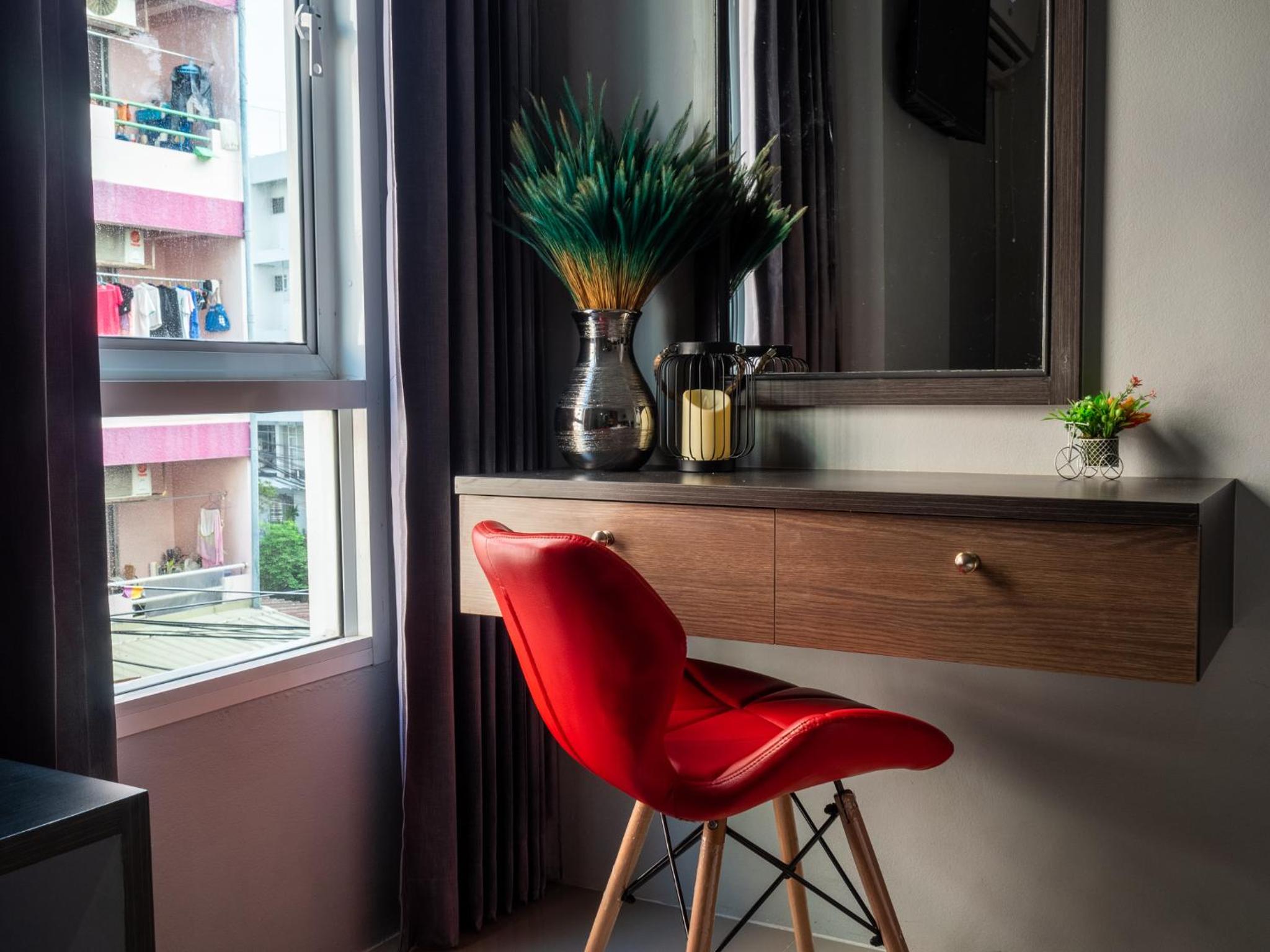 hotel room