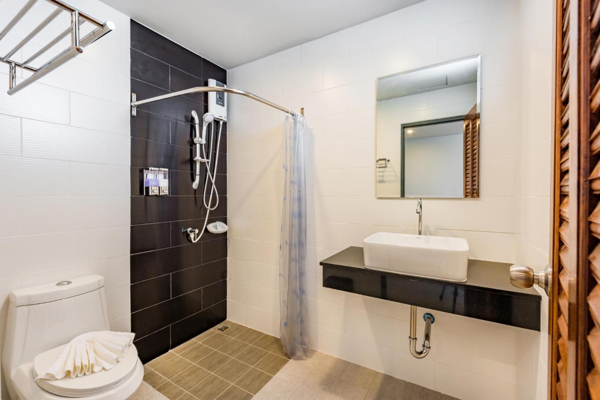 Phuket Marine Poshtel - SHA Plus, photo 25