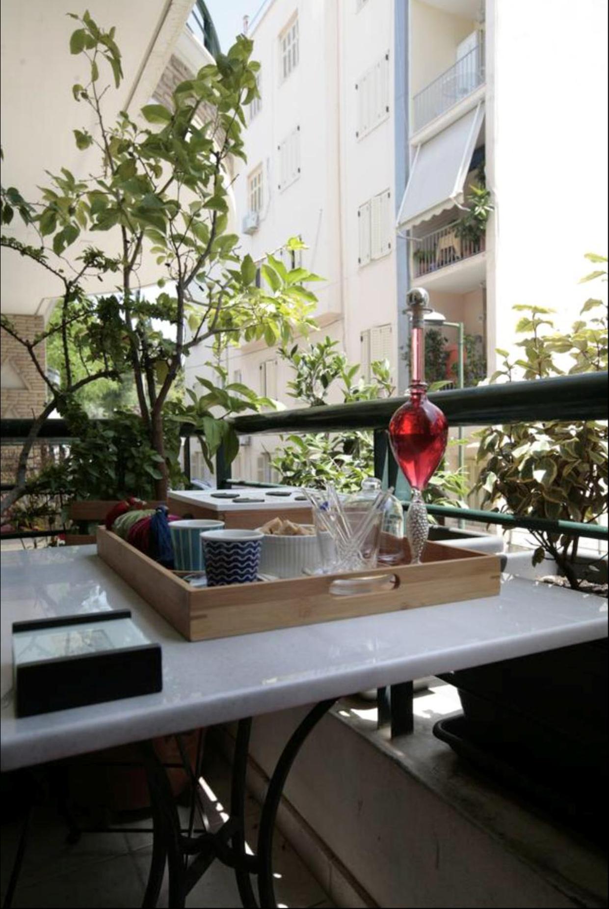 Mets Area, Hip, Tasteful & Ultra Convenient Studio for 2