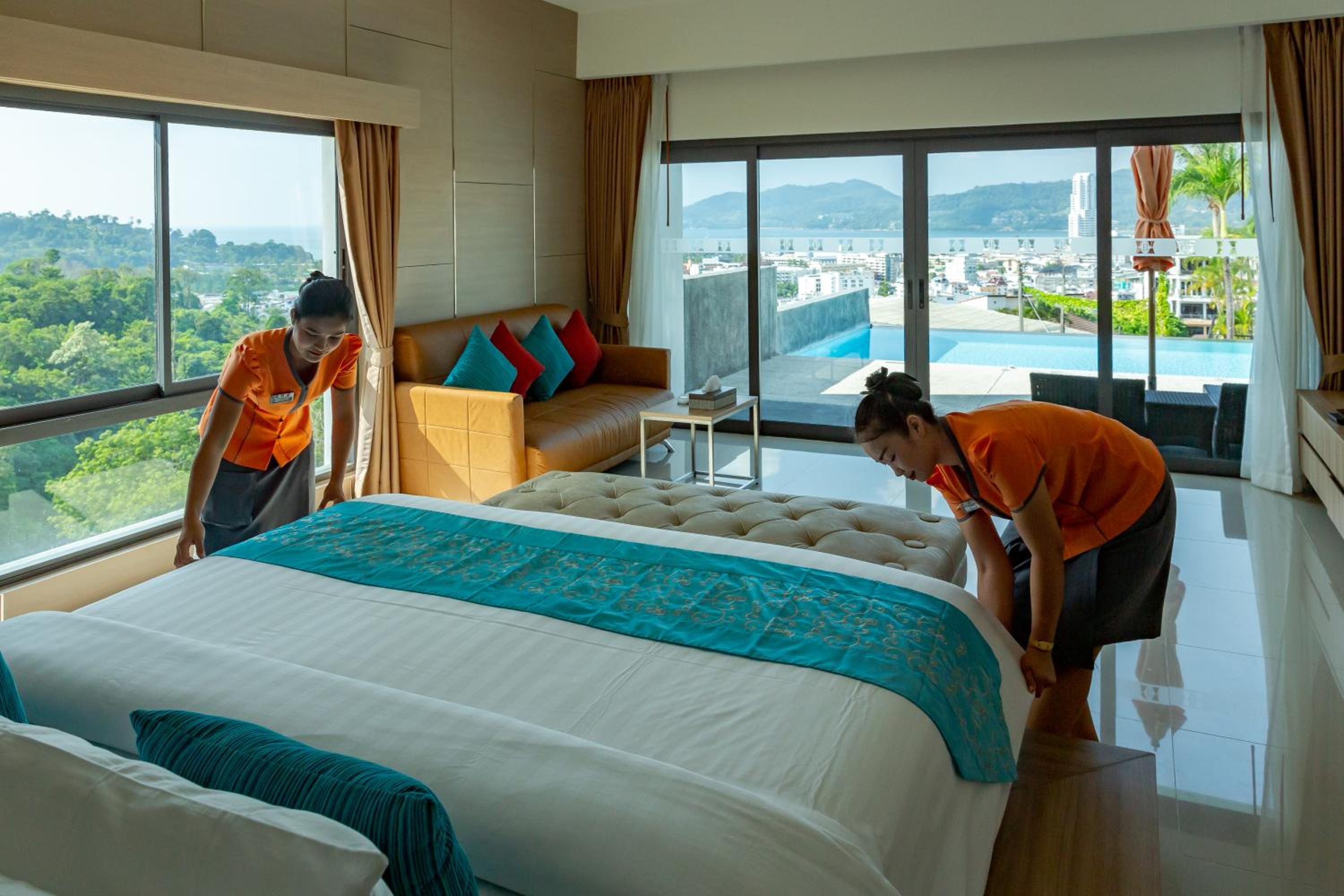 Patong Bay Hill Resort 105