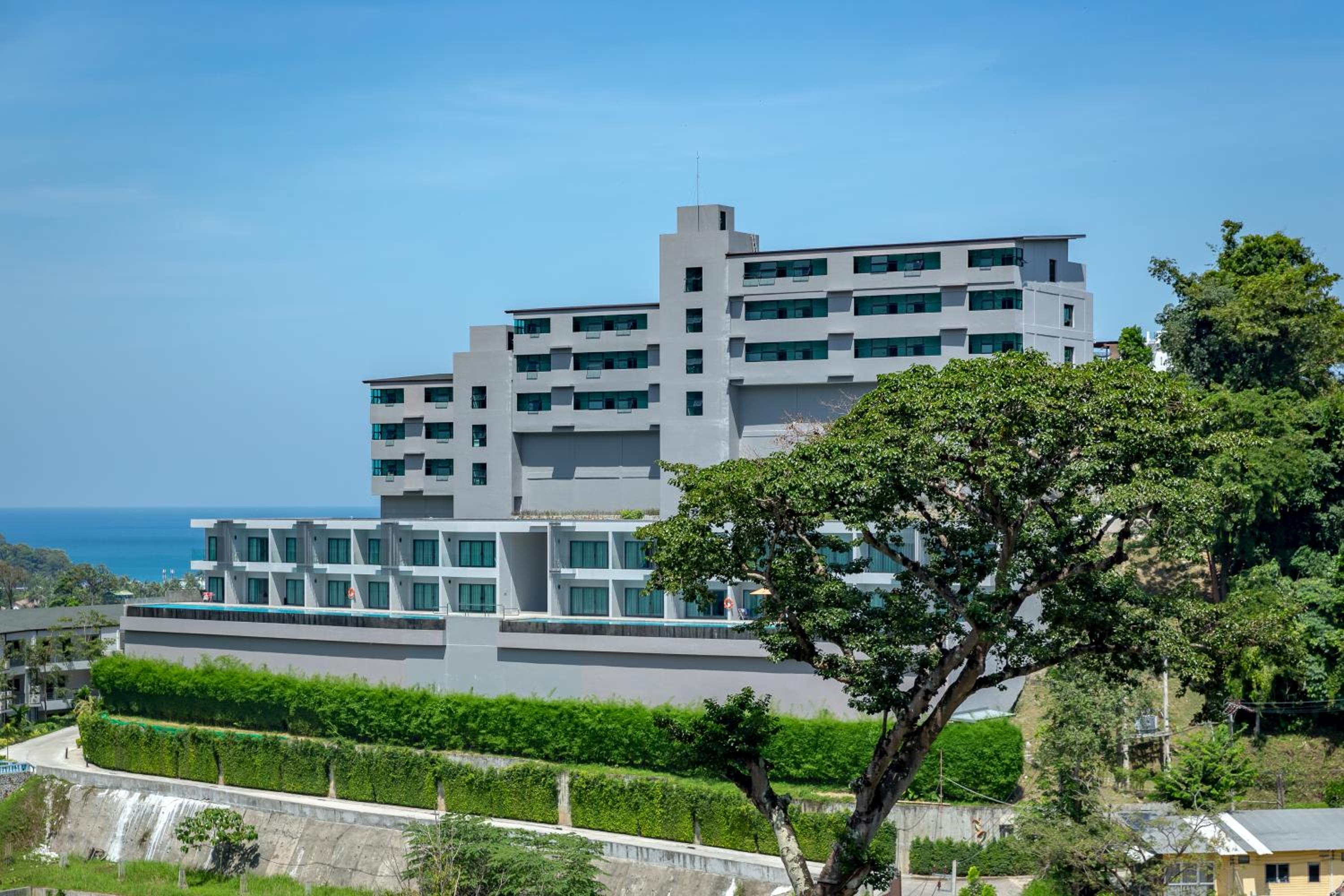 Patong Bay Hill Resort 97