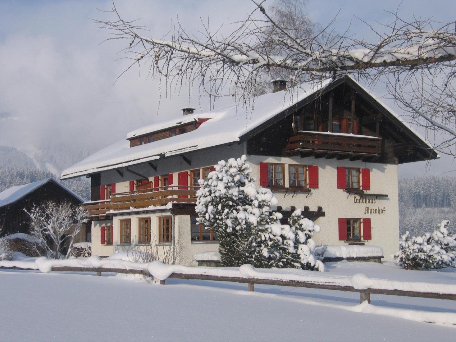 Landhaus Alpenhof view 3