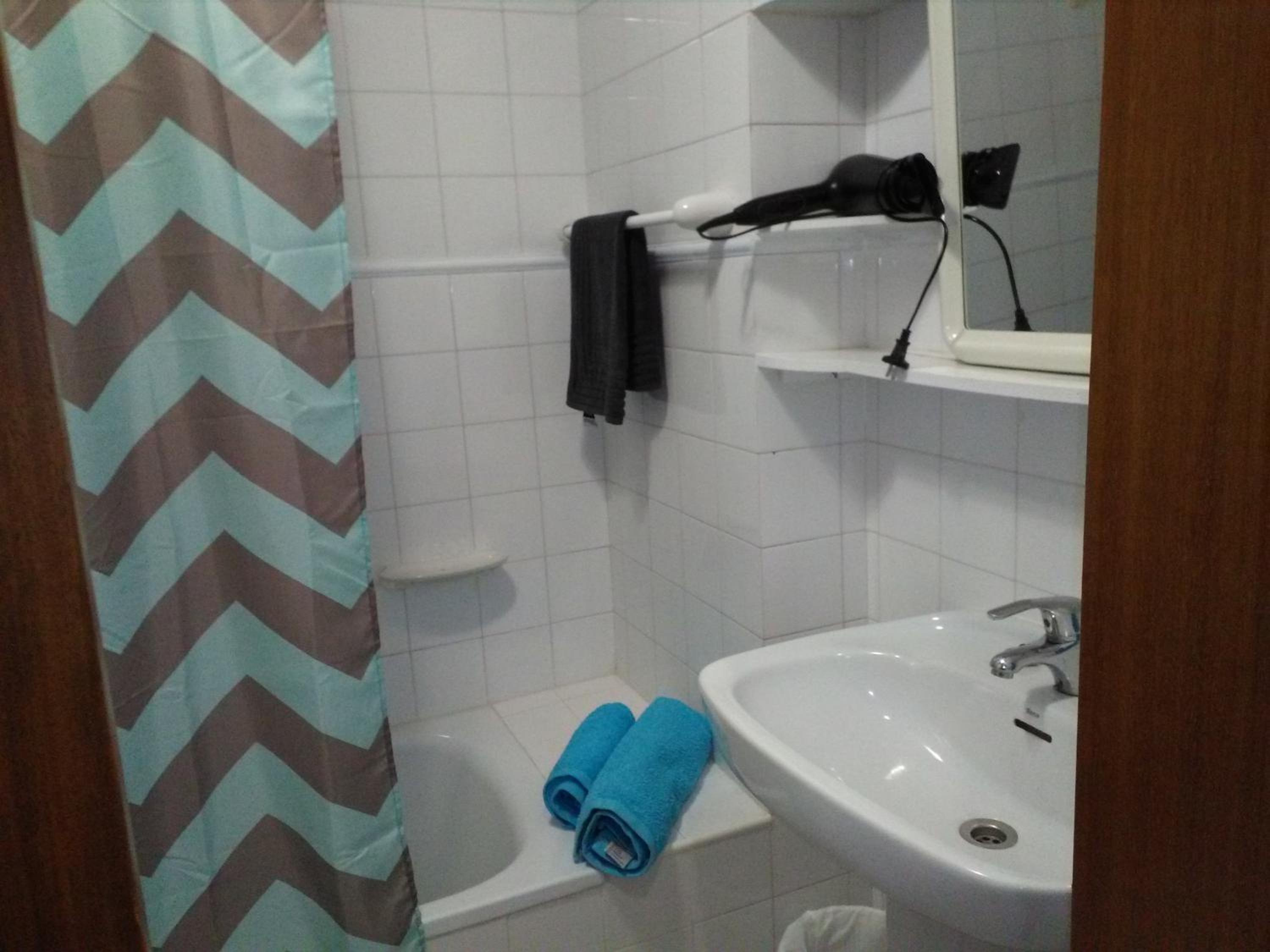 Photo 33