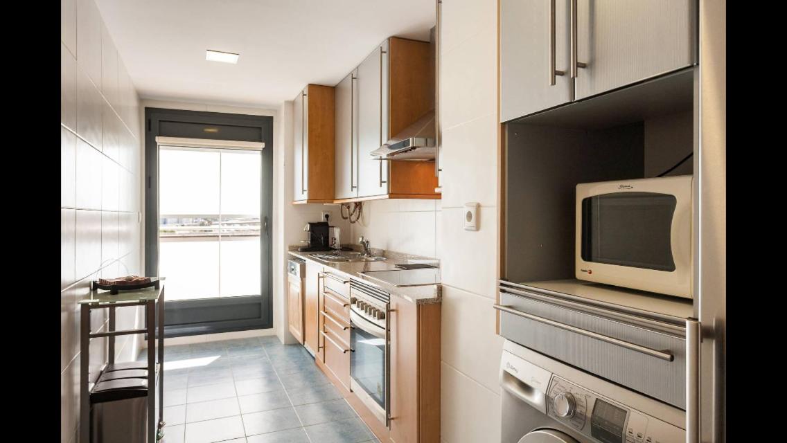 Apartamento en la Ciudad de las Ciencias y cerca de la playa view 3