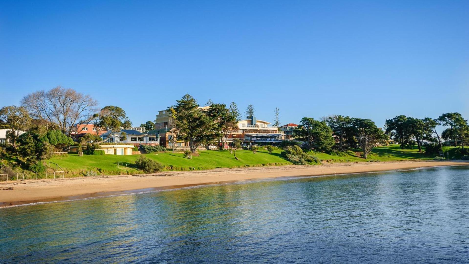 Hotel Cowes Beachfront Retreat