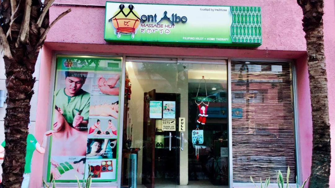 Affordable 2 BR 2 BA w/ Skycable, Netflix, & Amazon Prime view 5