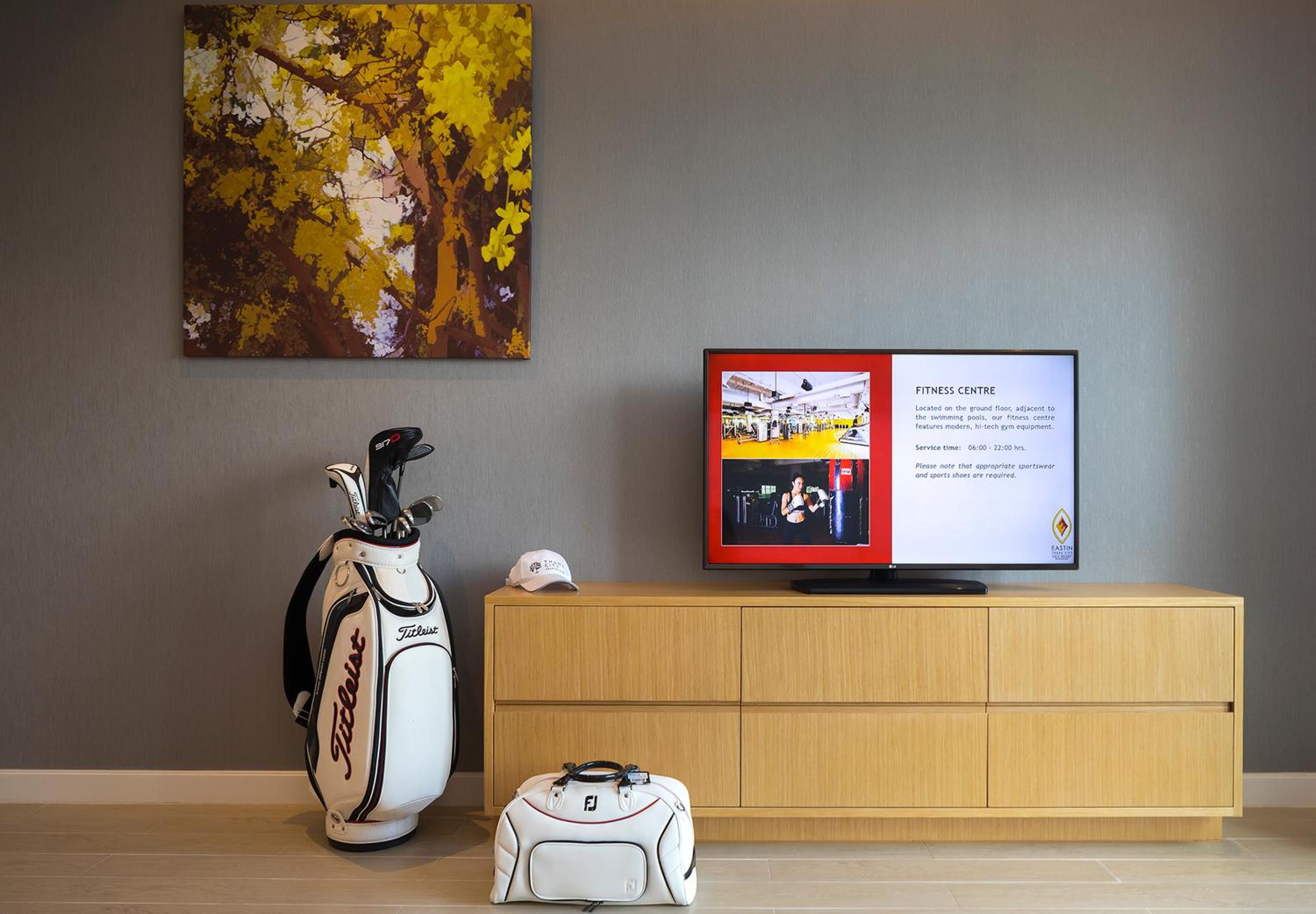 Eastin Thana City Golf Resort Bangkok Free Scheduled Shuttle from Hotel to Suvarnabhumi Airport