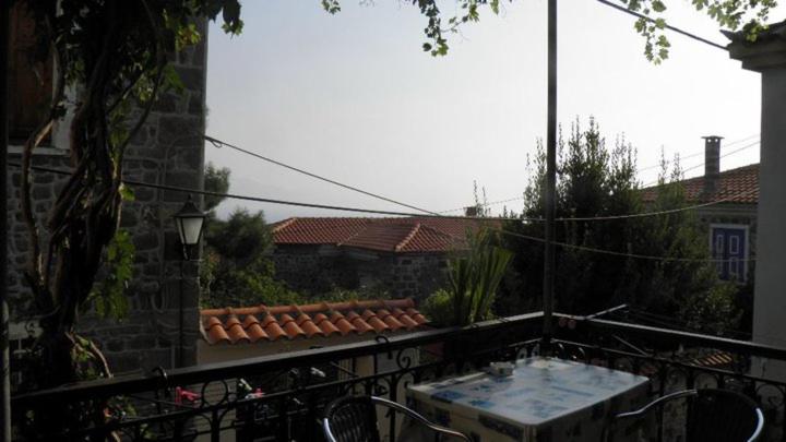 ΜΑΧΗ Ενοικιαζόμενα δωμάτια