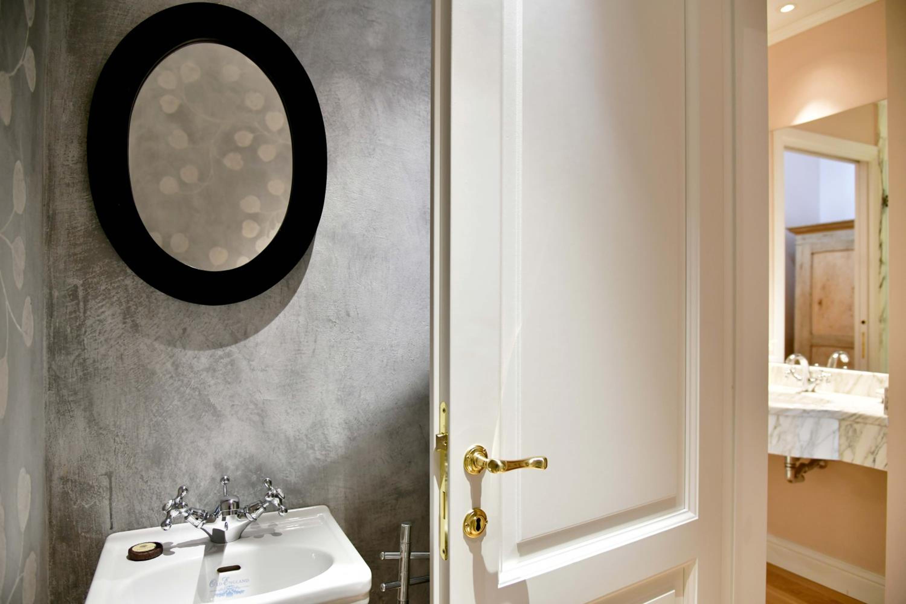 La Croce d'Oro Santa Croce Suite Apartments