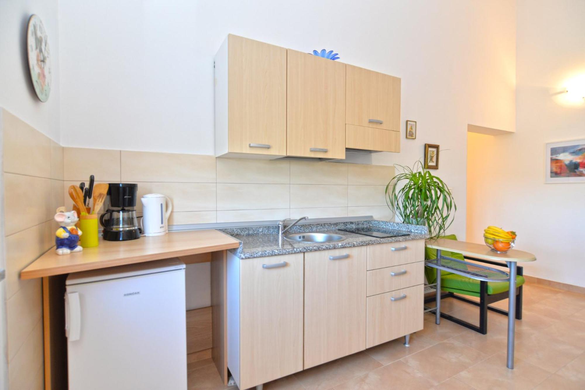 Apartments Bernarda 1773 view 4
