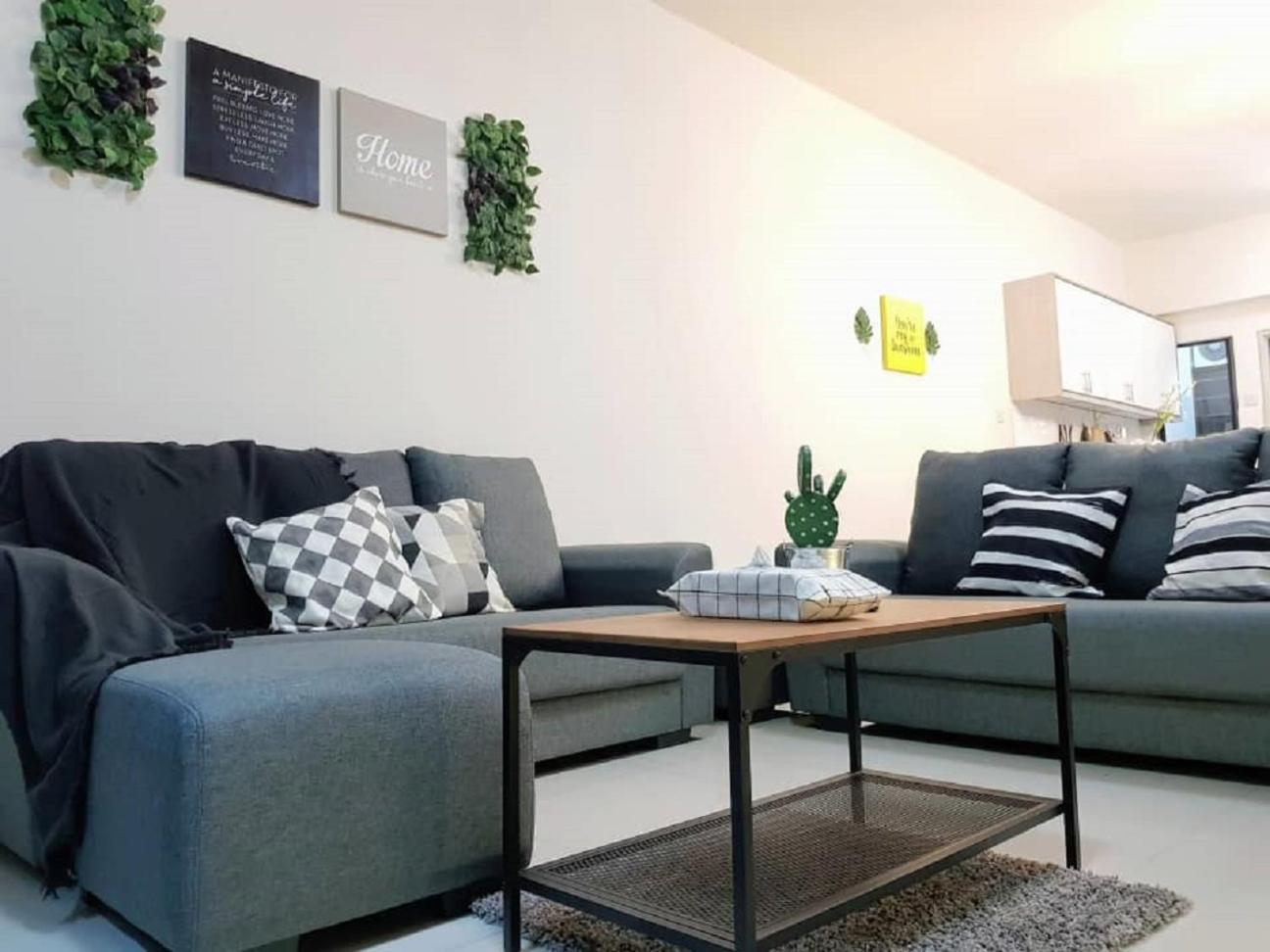Puchong 8-12 pax 5min LRT Cozy Apartment IOI Mall photo 2