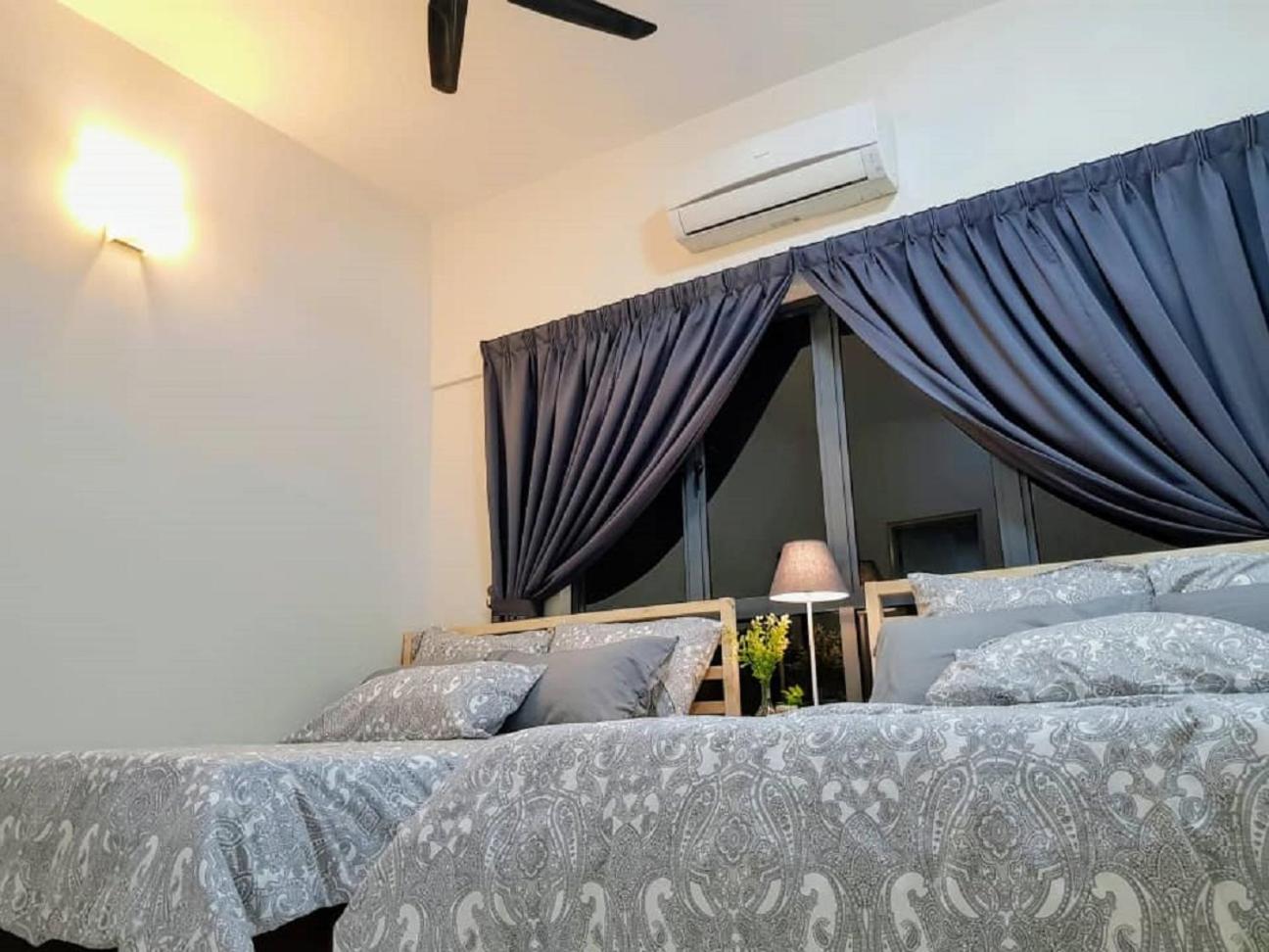 Puchong 8-12 pax 5min LRT Cozy Apartment IOI Mall photo 8