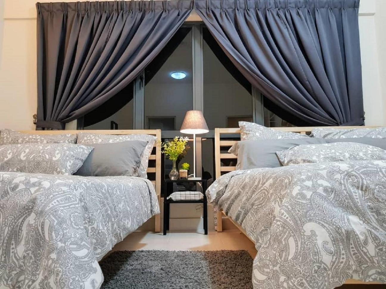 Puchong 8-12 pax 5min LRT Cozy Apartment IOI Mall photo 7