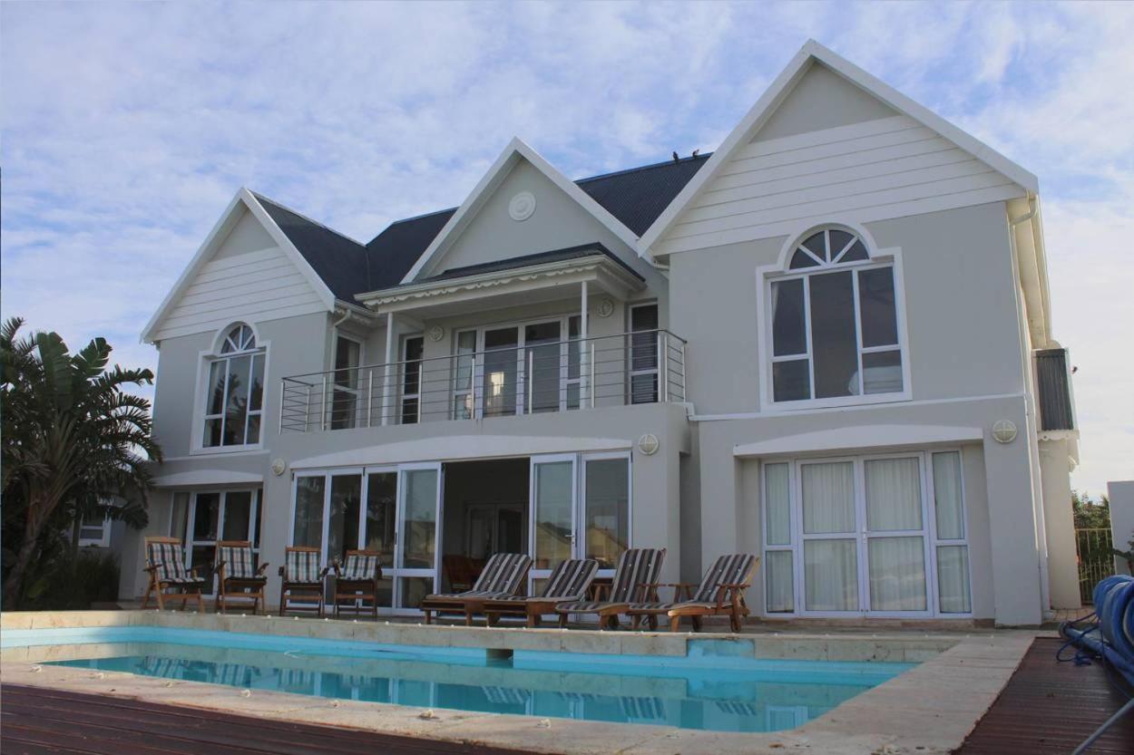 Waterside Living MM1394 view 2