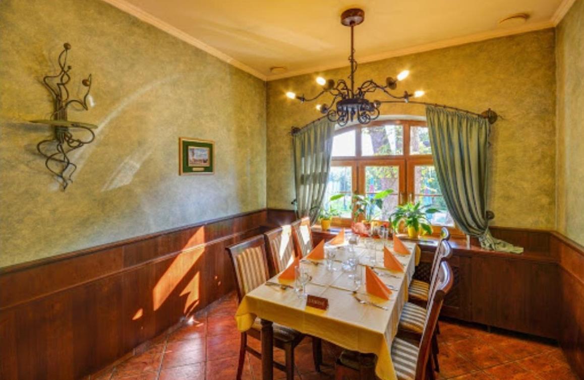 Pension Restaurant Bobrovník