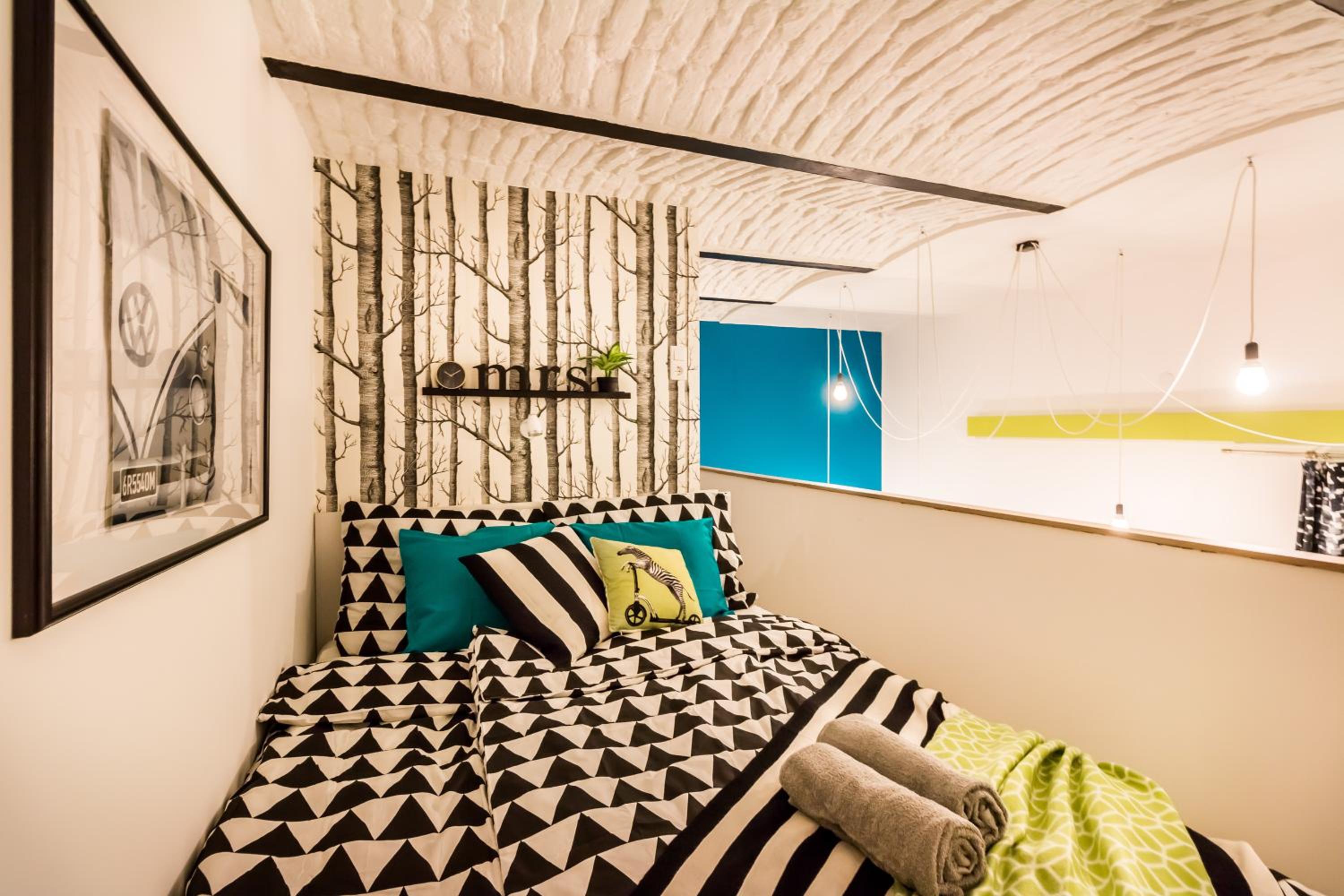 Stylish Apartments at Ruin Pub District view 4