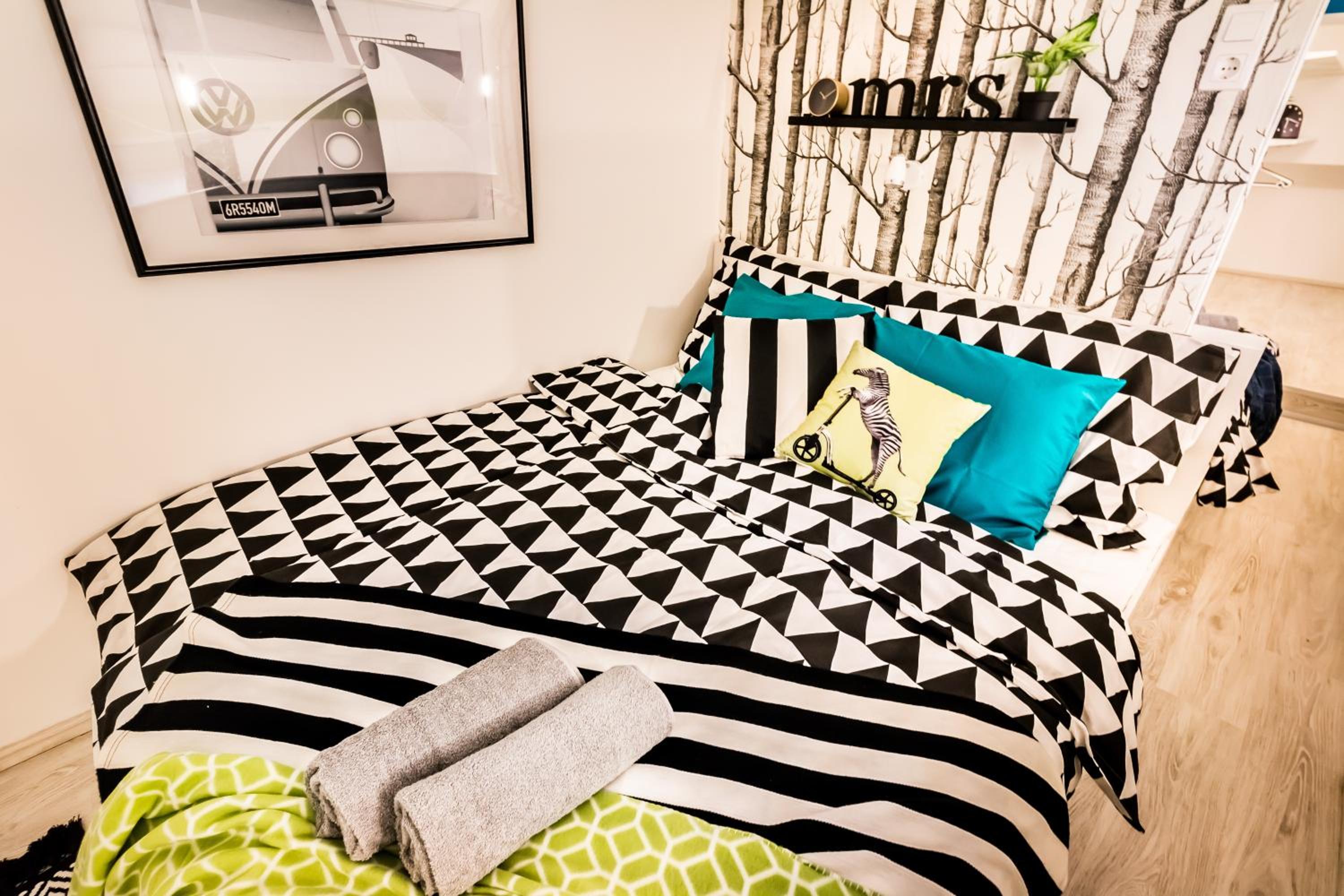 Stylish Apartments at Ruin Pub District view 5