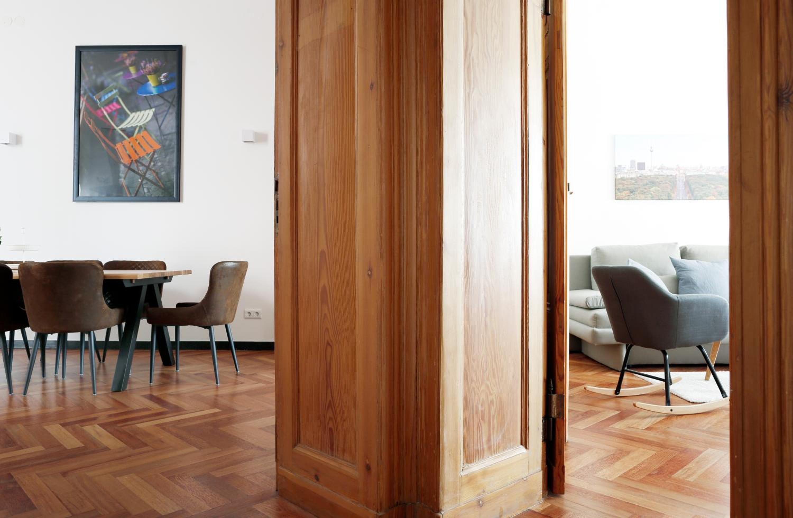 KATZ by ROCKCHAIR Apartments l SUPERHOST Status l 3 Bedrooms Boxspringbeds 2 Bathrooms in City Center - Cozy Family & Business Flair welcomes you!