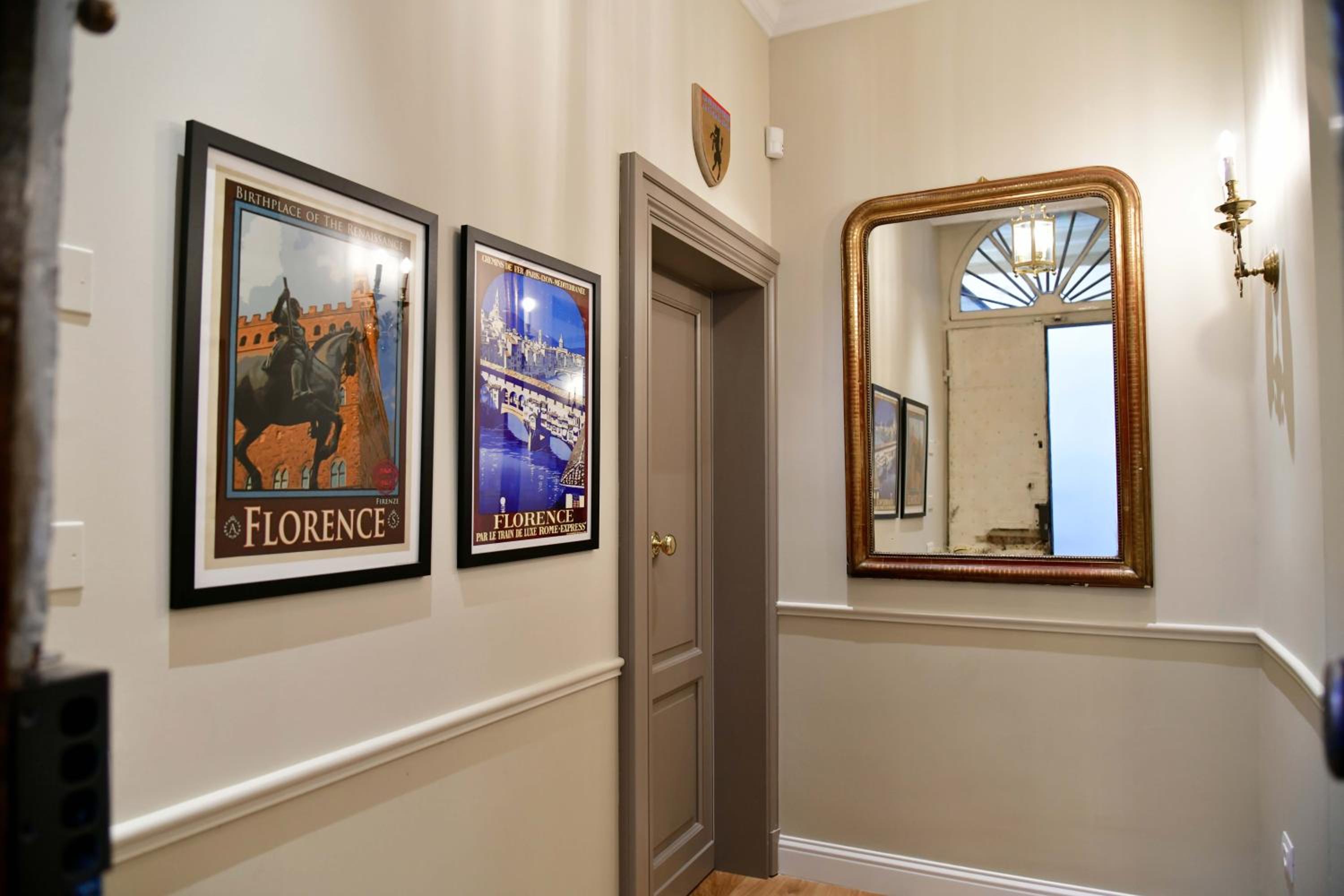 La Croce d'Oro Santa Croce Suite Apartments