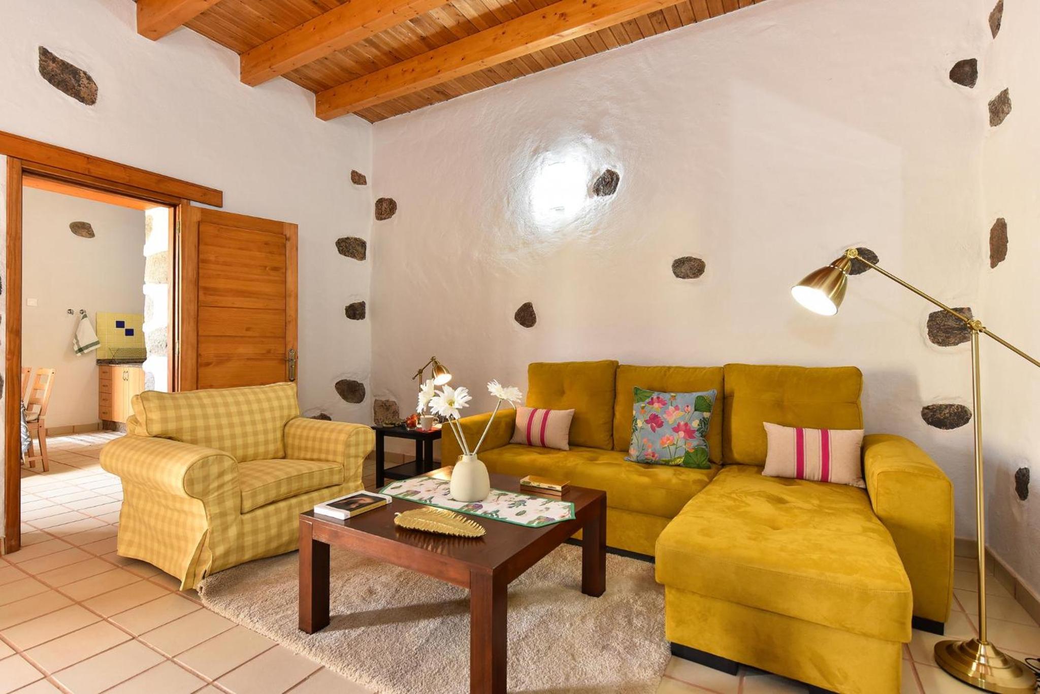 Los Algodones Cottage with Pool by VillaGranCanaria