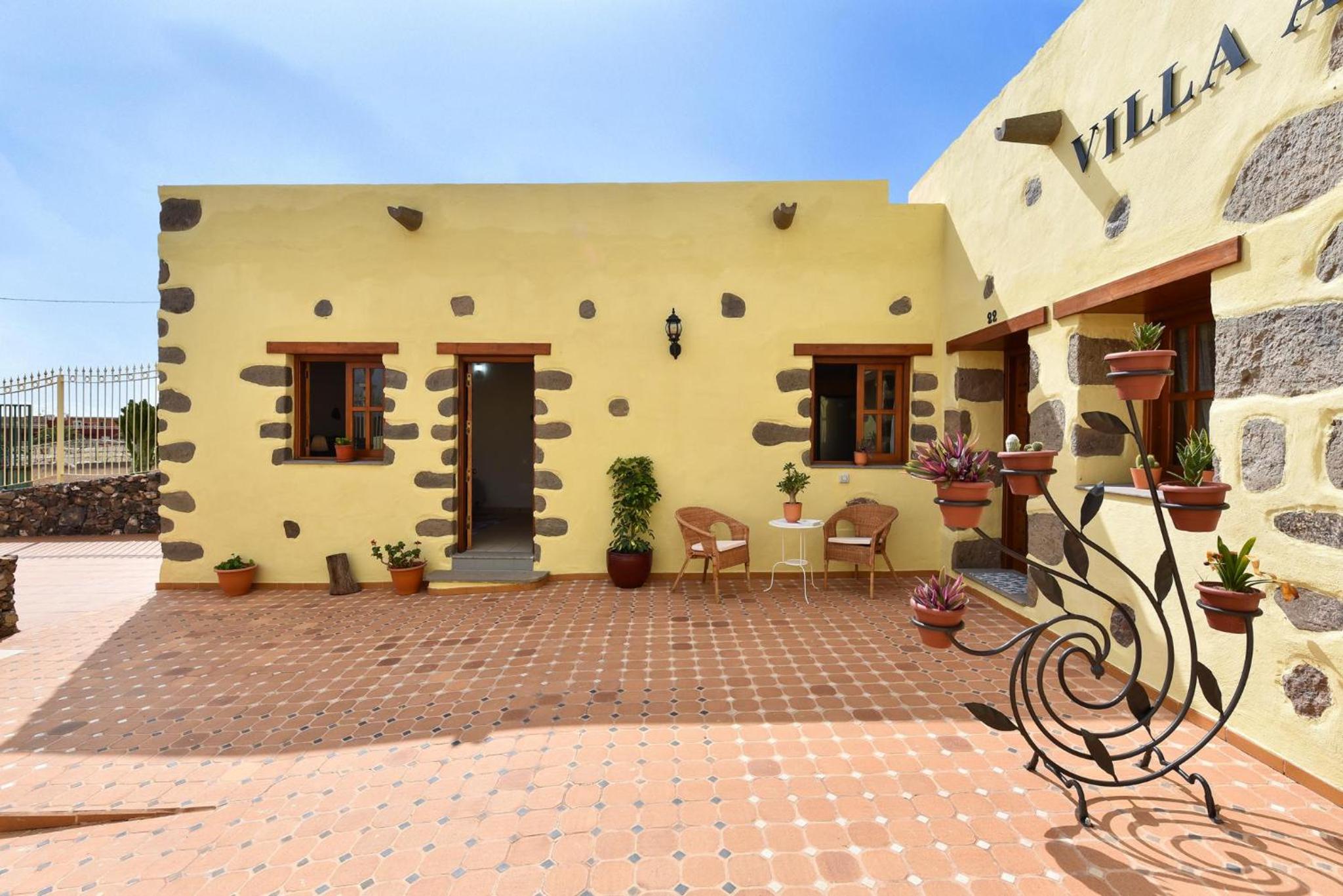 Los Algodones Cottage with Pool by VillaGranCanaria