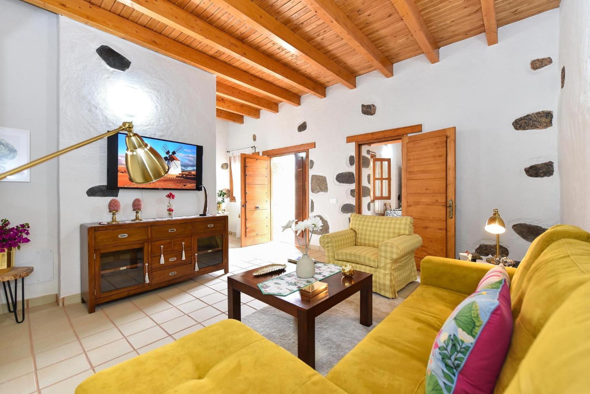 Los Algodones Cottage with Pool by VillaGranCanaria