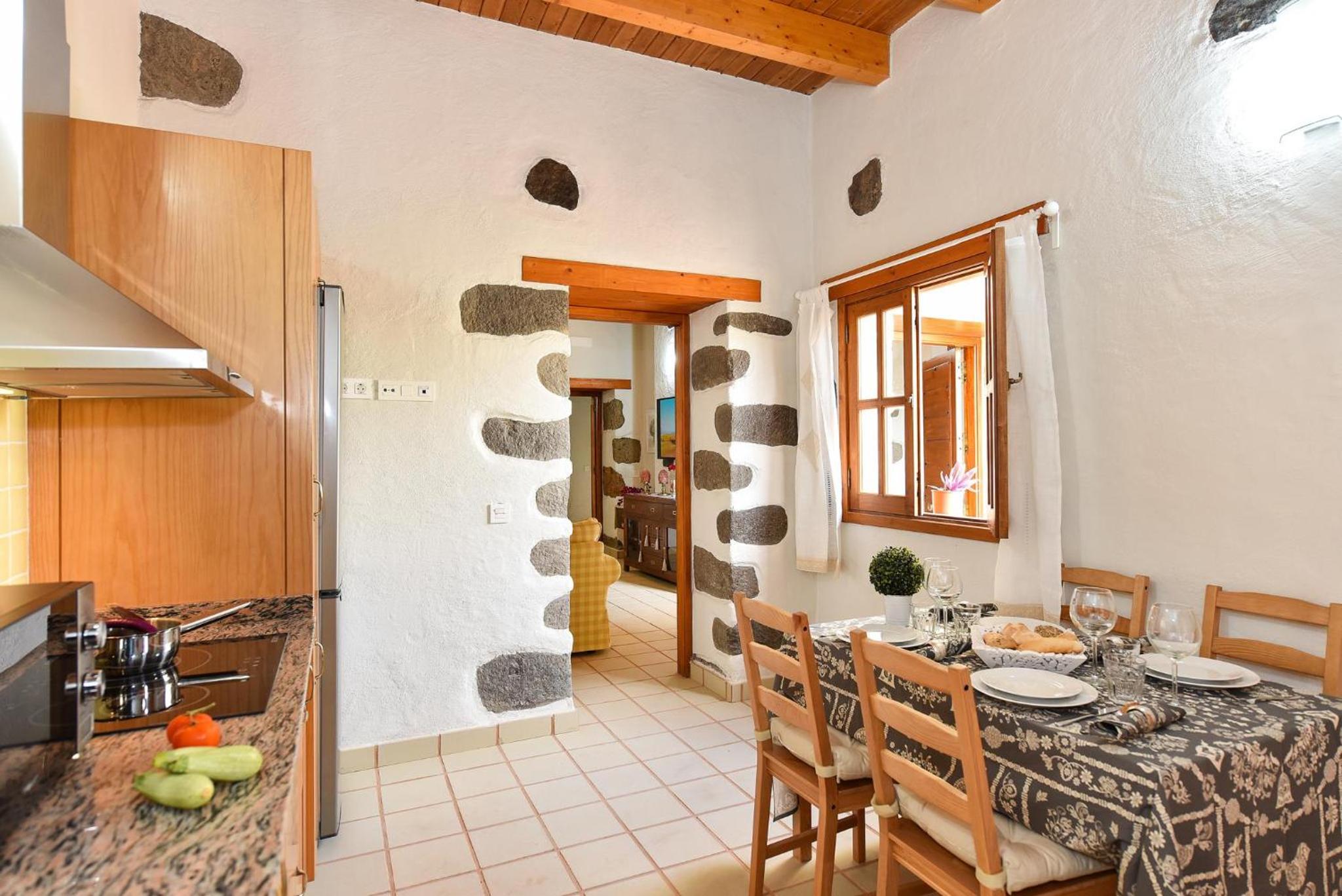 Los Algodones Cottage with Pool by VillaGranCanaria